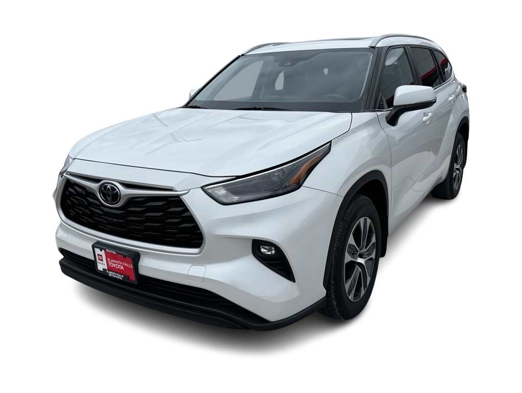 Thumbnail: 2023 Toyota Highlander - 1