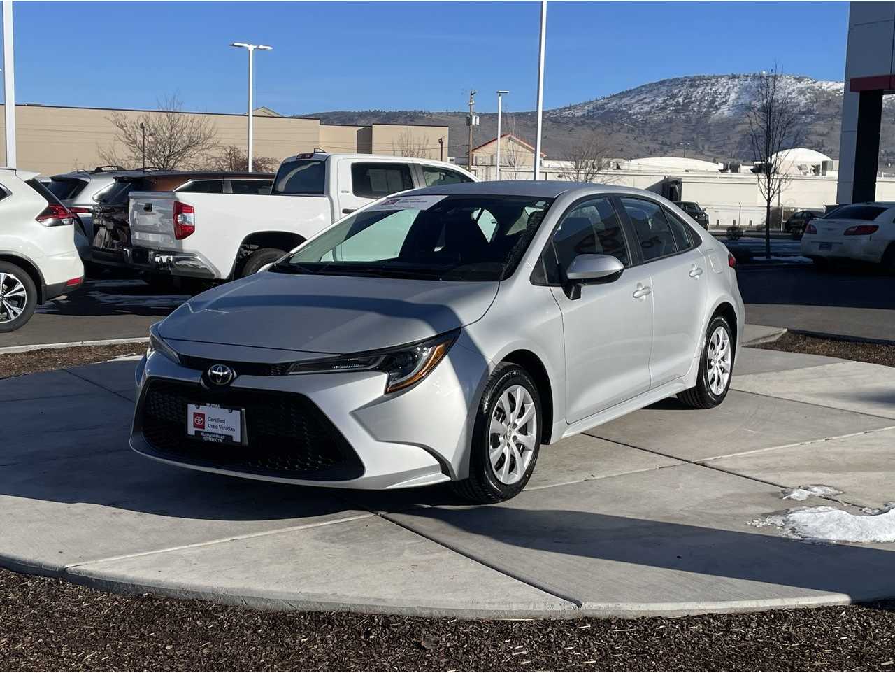 2020 Toyota Corolla LE's photo