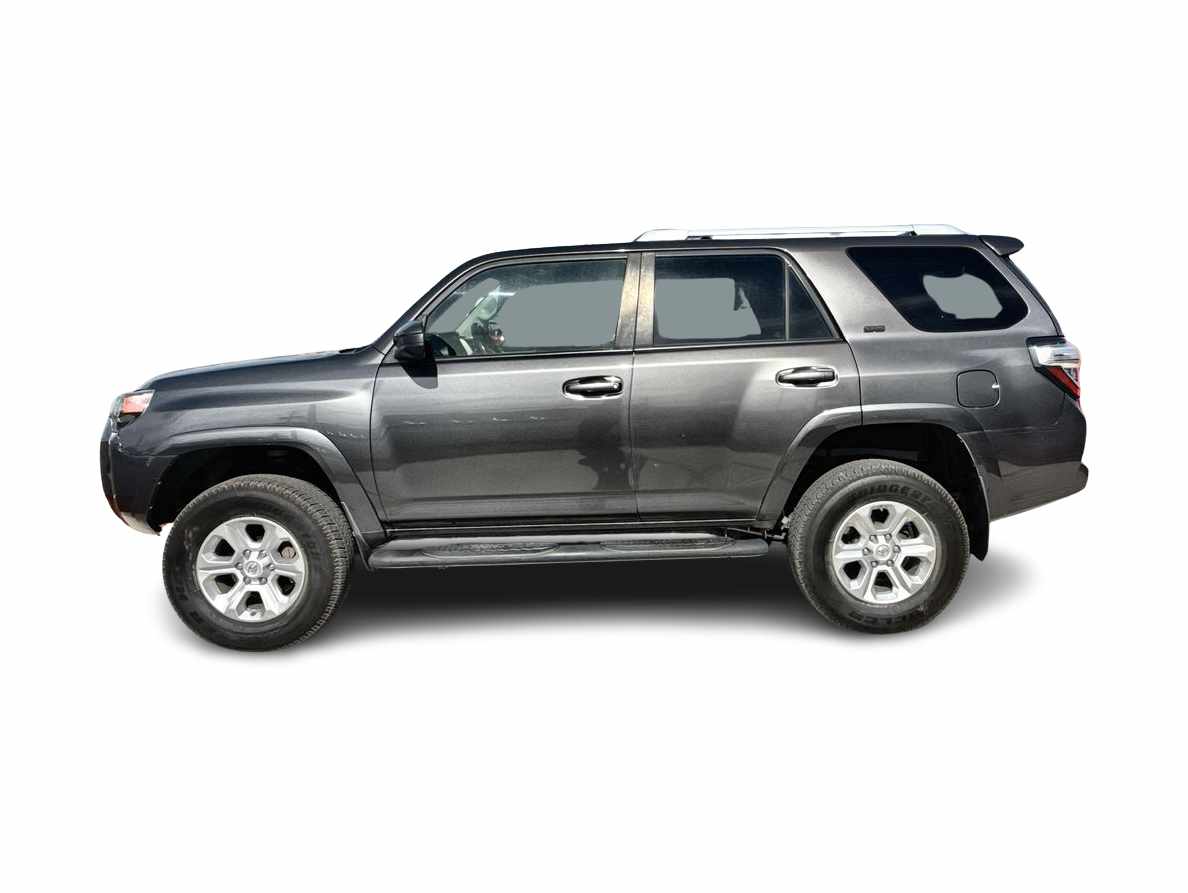 Thumbnail: 2016 Toyota 4Runner - 1
