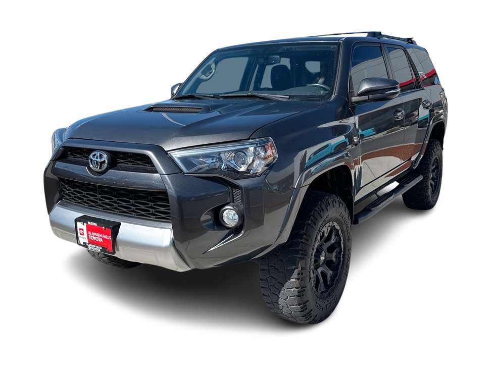 Thumbnail: 2019 Toyota 4Runner - 1