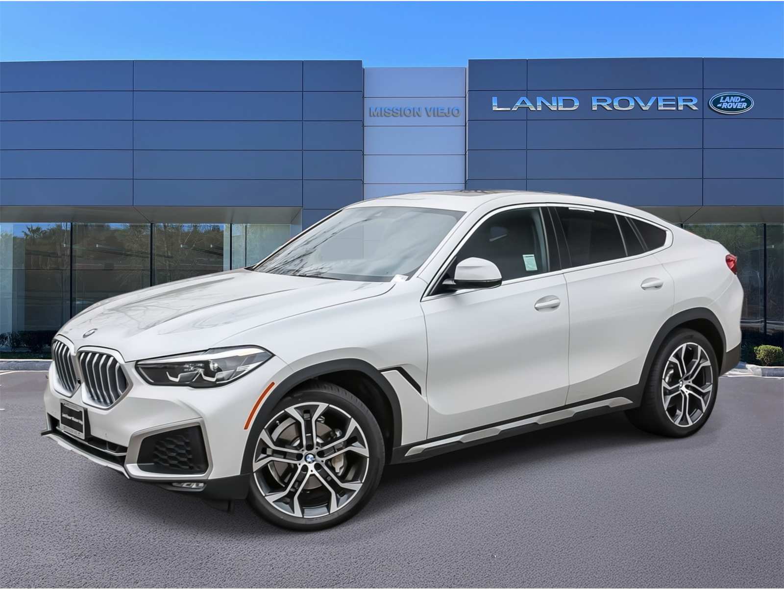 2021 BMW X6 40i's photo