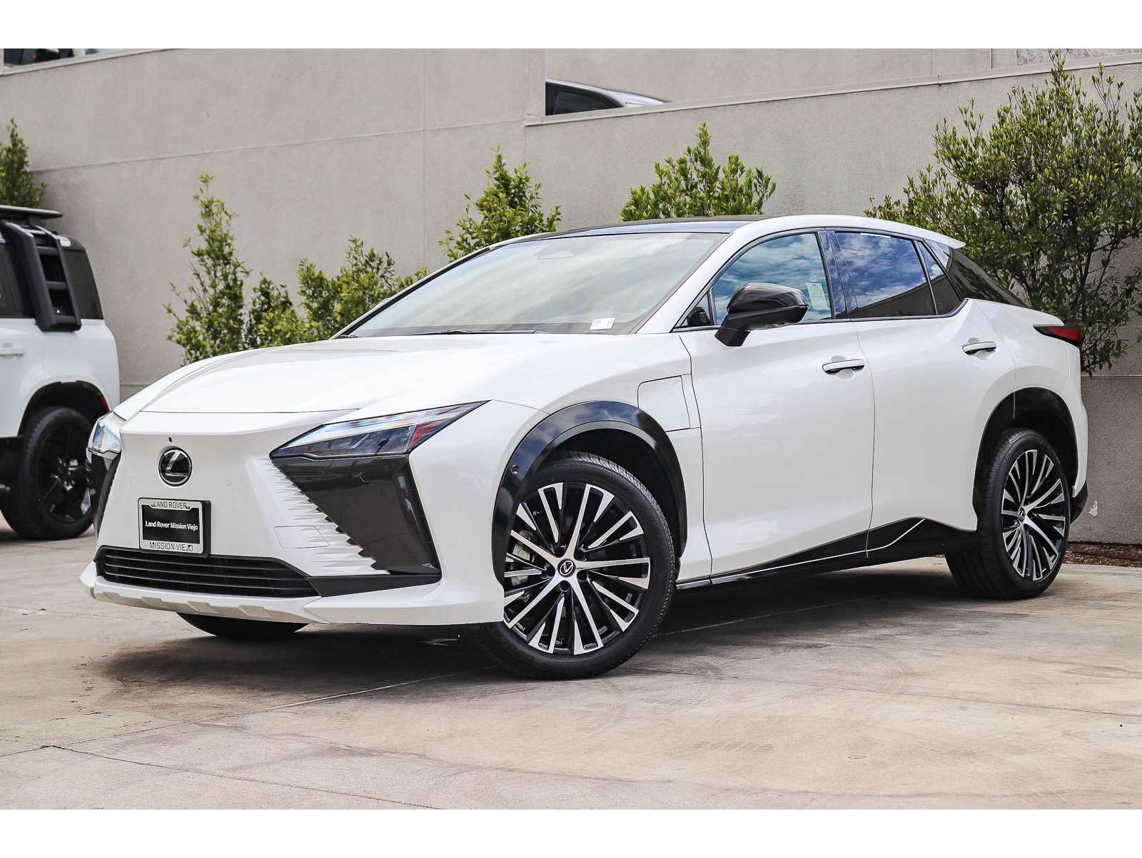 2023 Lexus RZ
