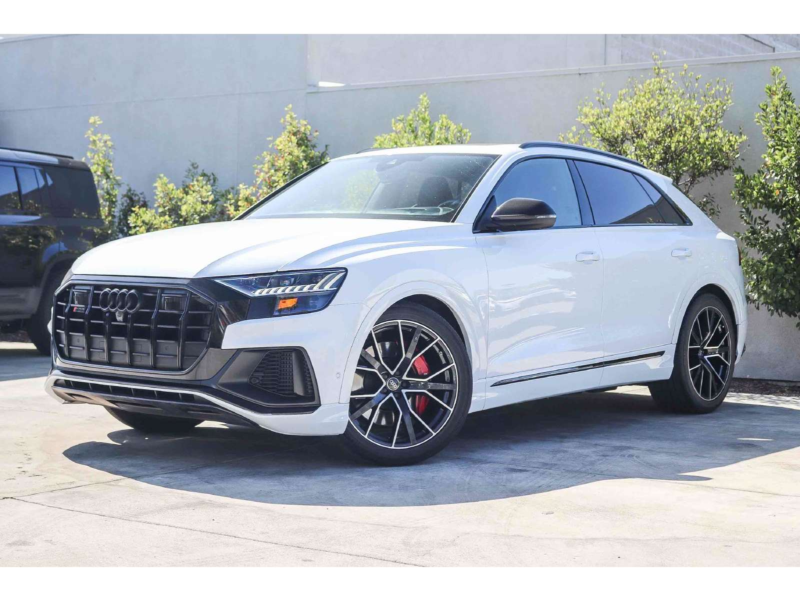 2023 Audi SQ8
