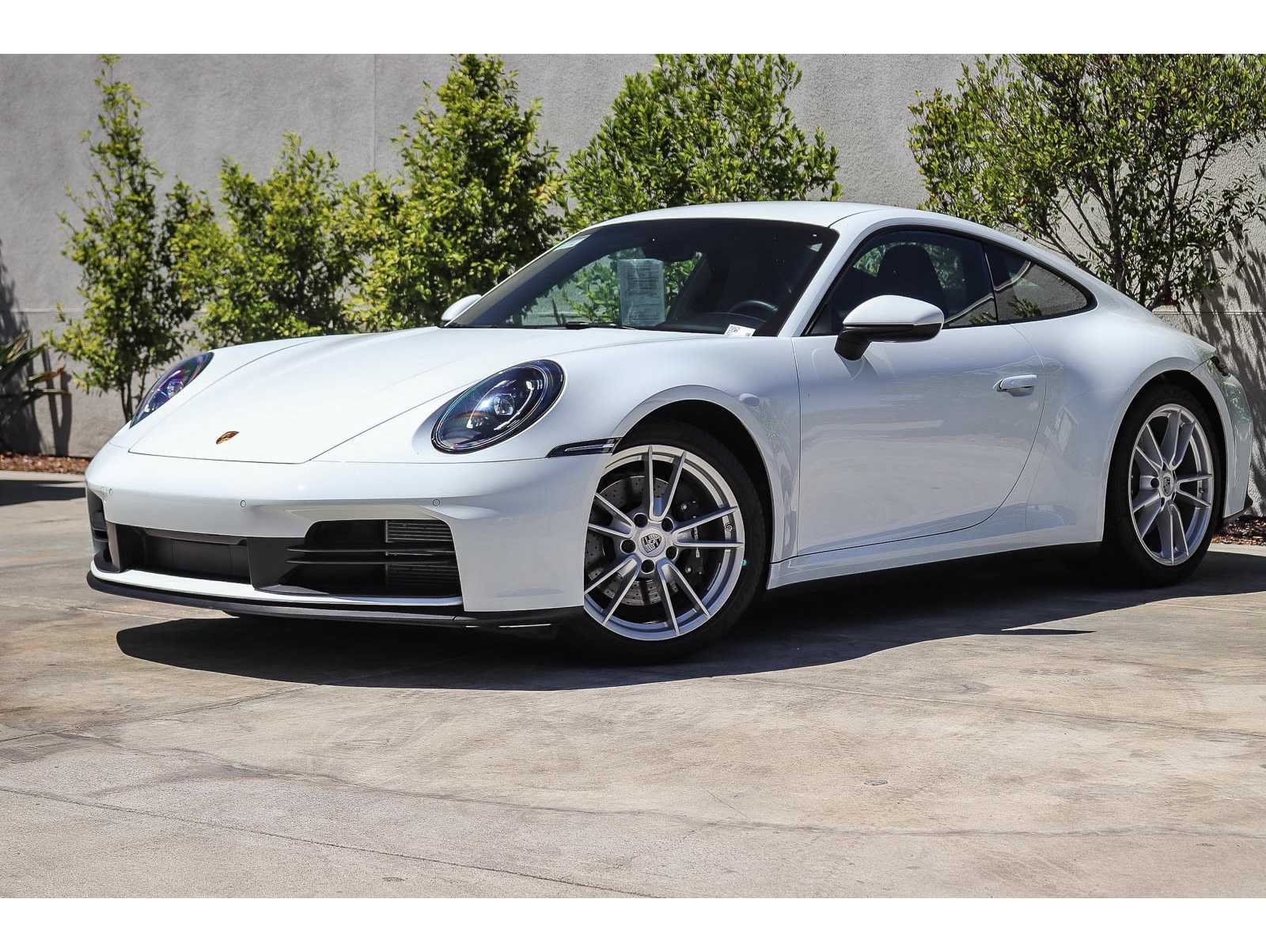 2025 992 Carrera