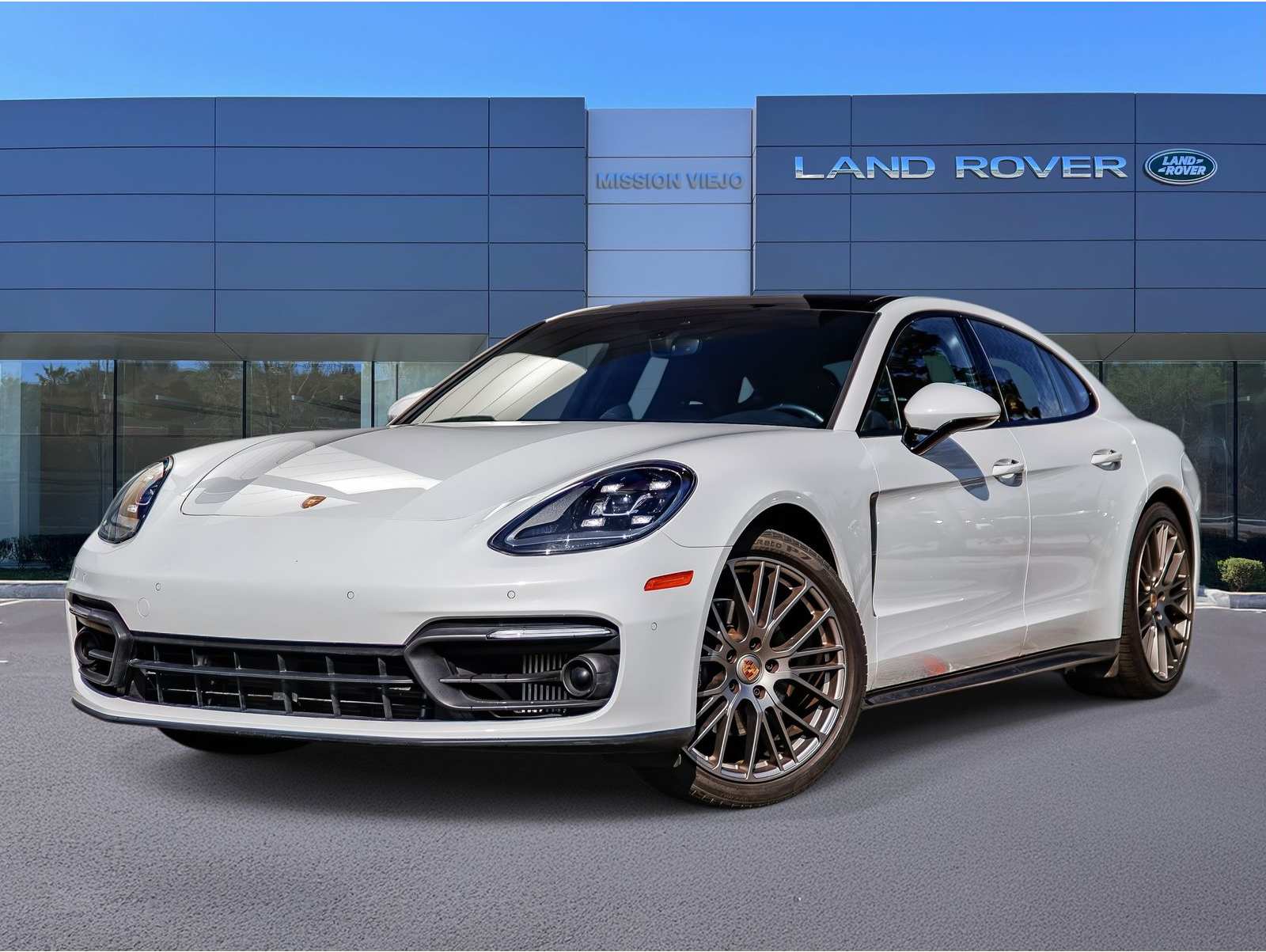 2023 Porsche Panamera Base