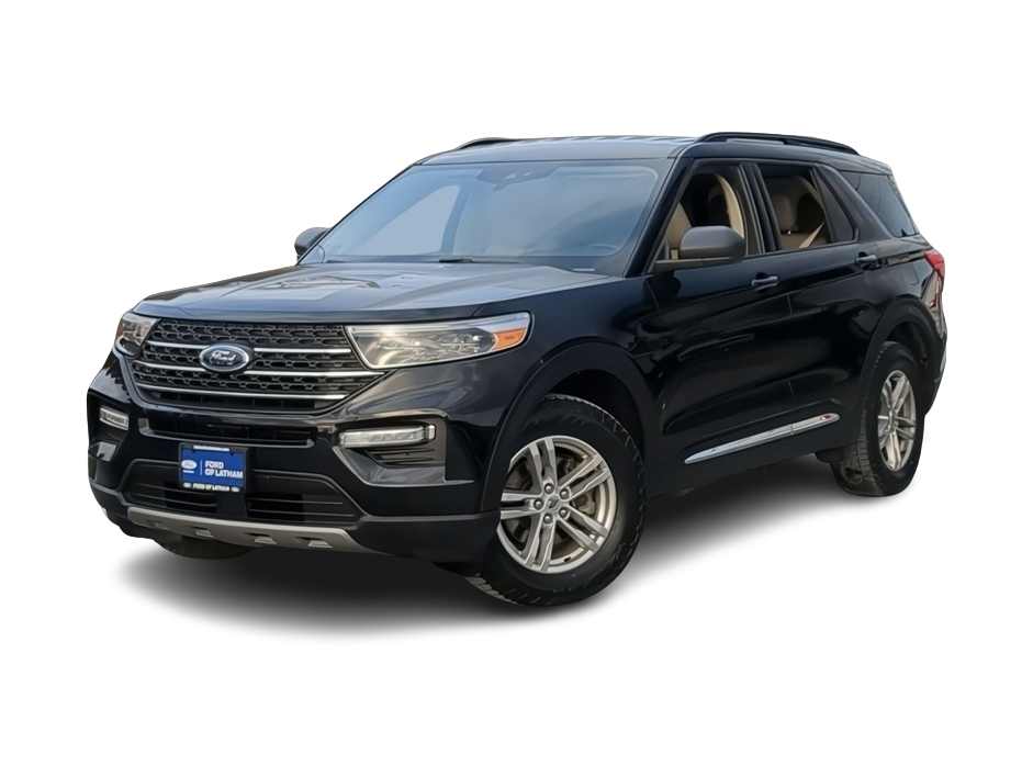 2022 Ford Explorer XLT Hero Image