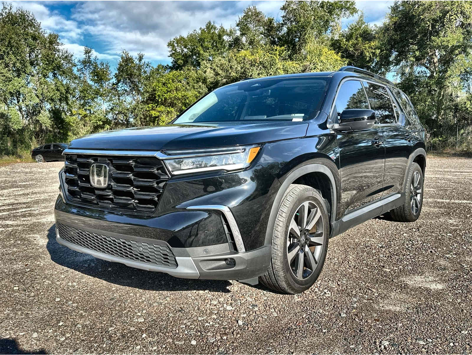 2025 Honda Pilot Touring's photo