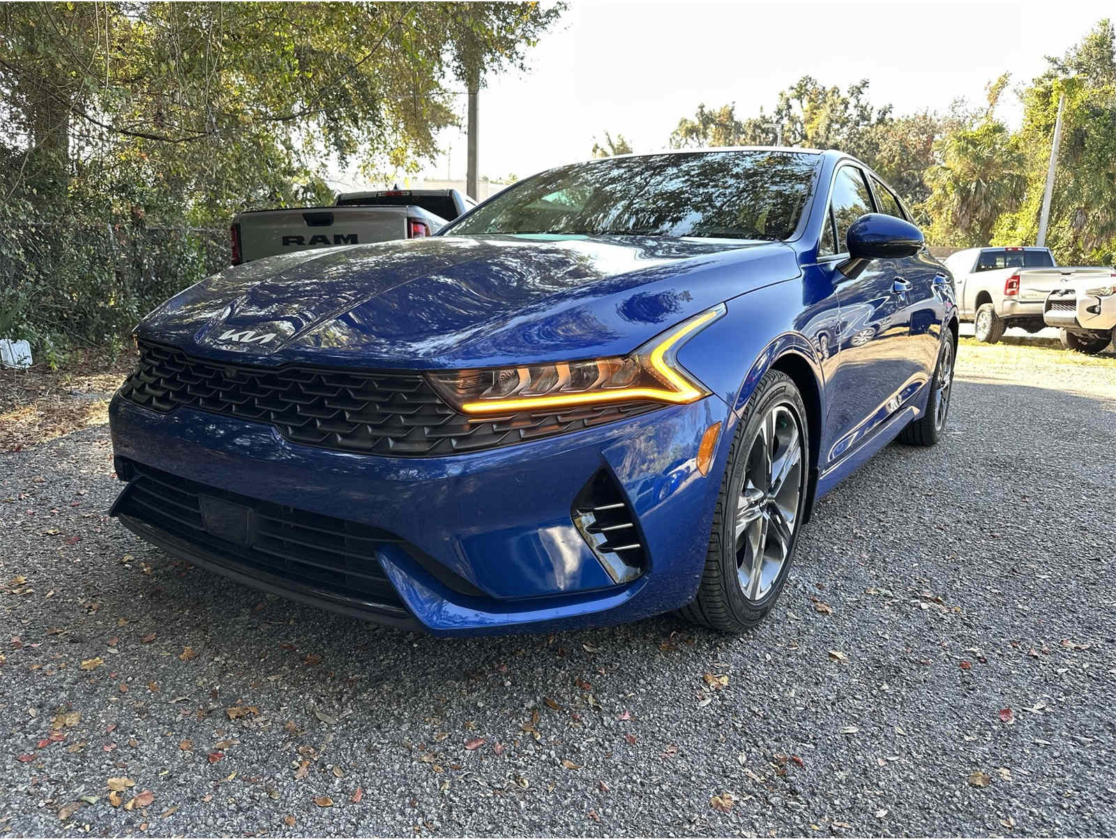 2022 Kia K5 EX's photo