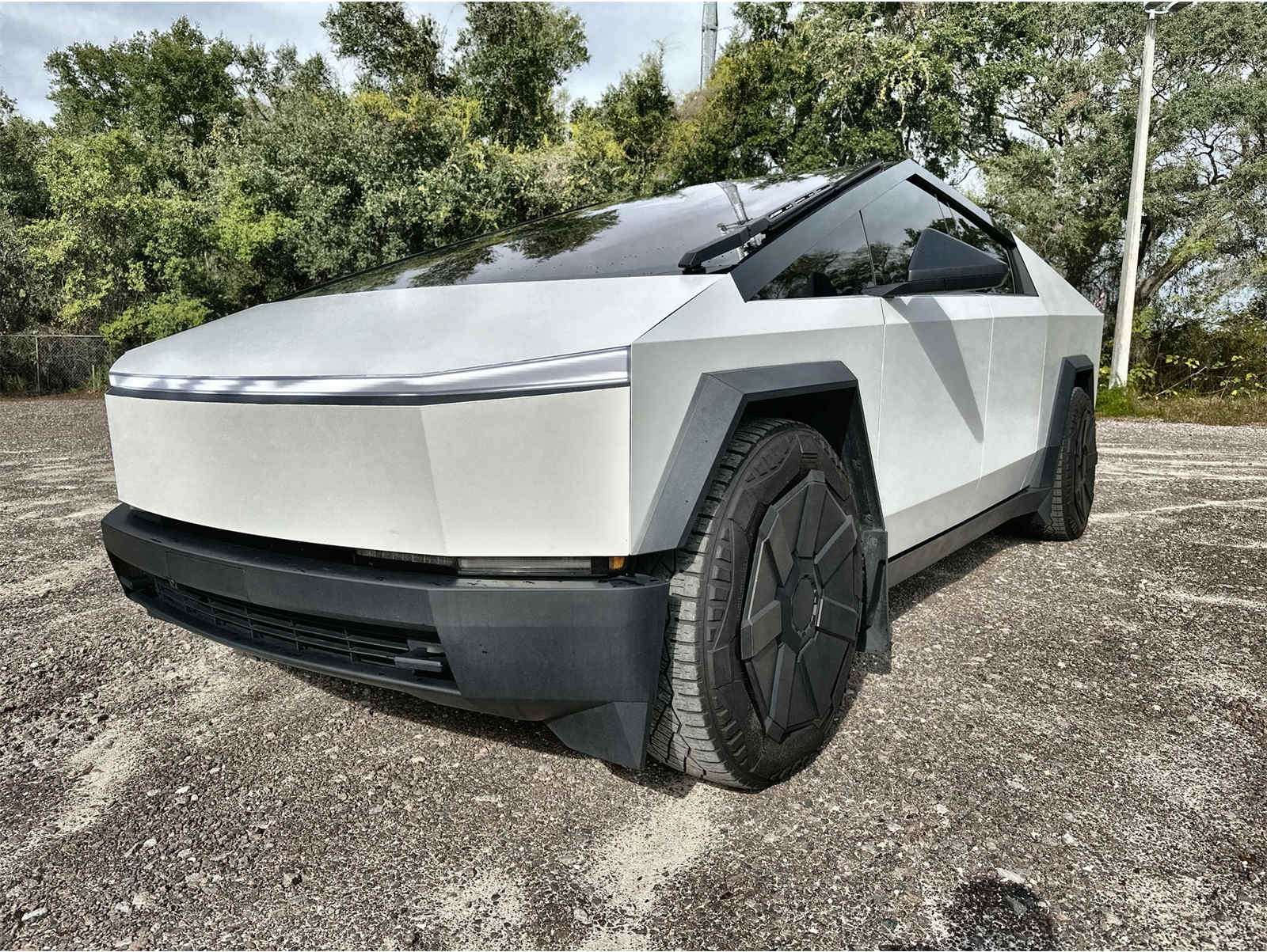 2024 Tesla Cybertruck Cyberbeast's photo