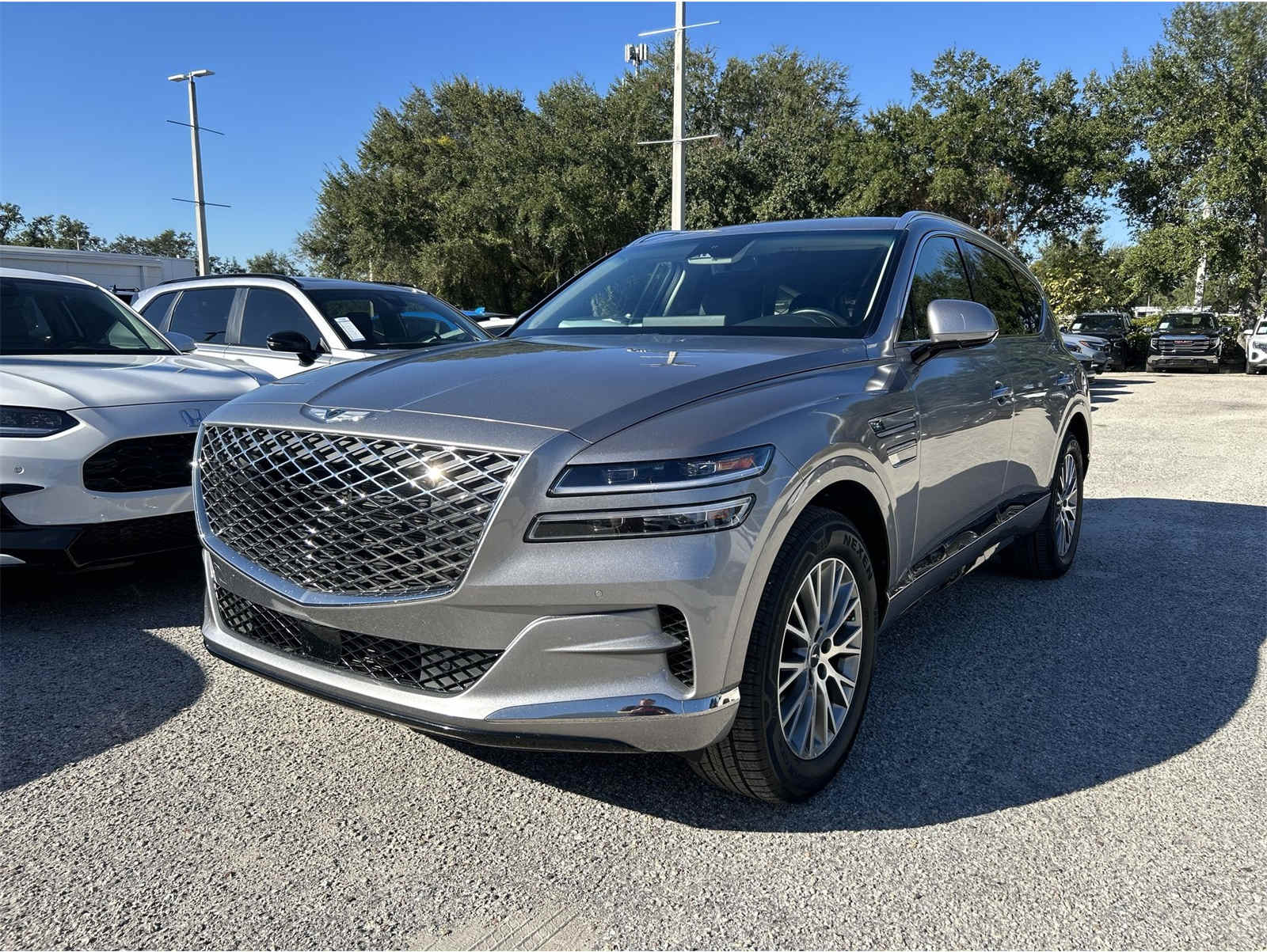 2024 GENESIS GV80 Standard's photo