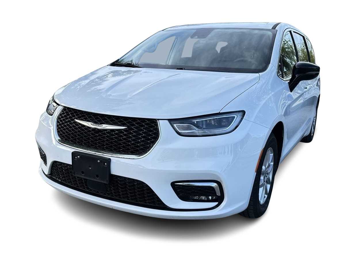 Thumbnail: 2024 Chrysler Pacifica - 1