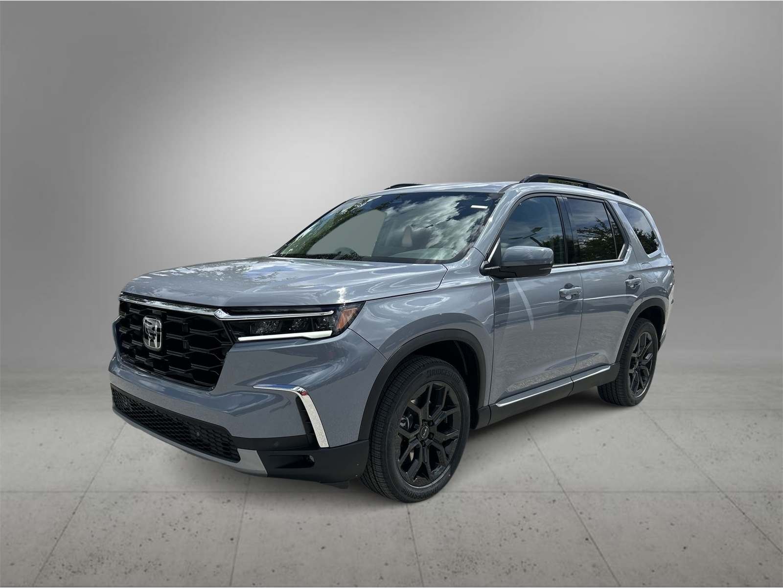 2025 Honda Pilot Touring's photo