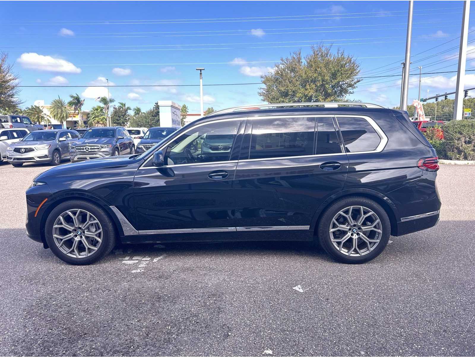 2025 BMW X7