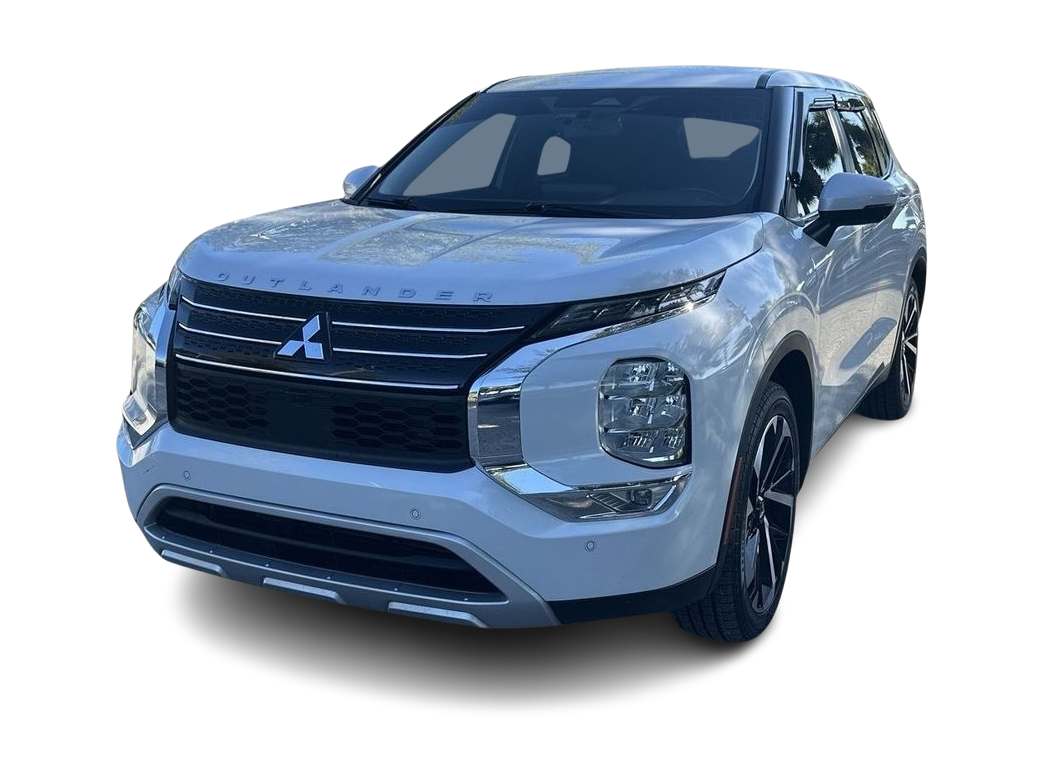 Thumbnail: 2024 Mitsubishi Outlander - 1
