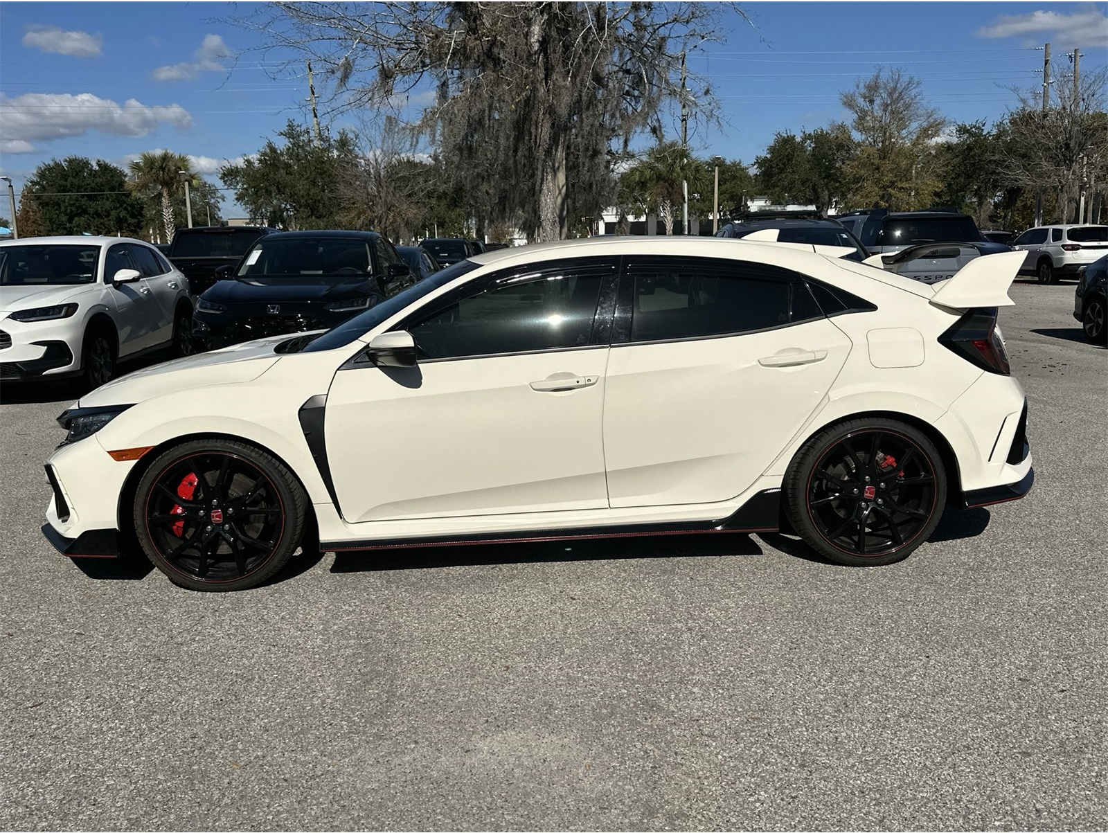 2020 Honda Civic Hatchback Type-R's photo