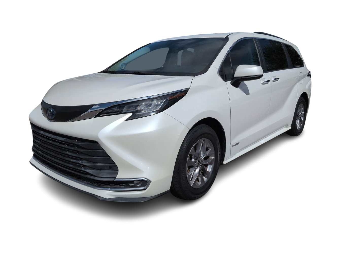 Thumbnail: 2021 Toyota Sienna - 1