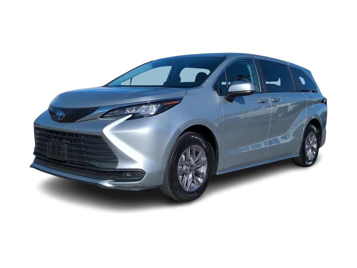 2023 Toyota Sienna LE -
                Wesley Chapel, FL