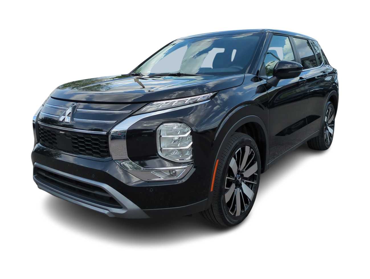 Thumbnail: 2025 Mitsubishi Outlander - 1