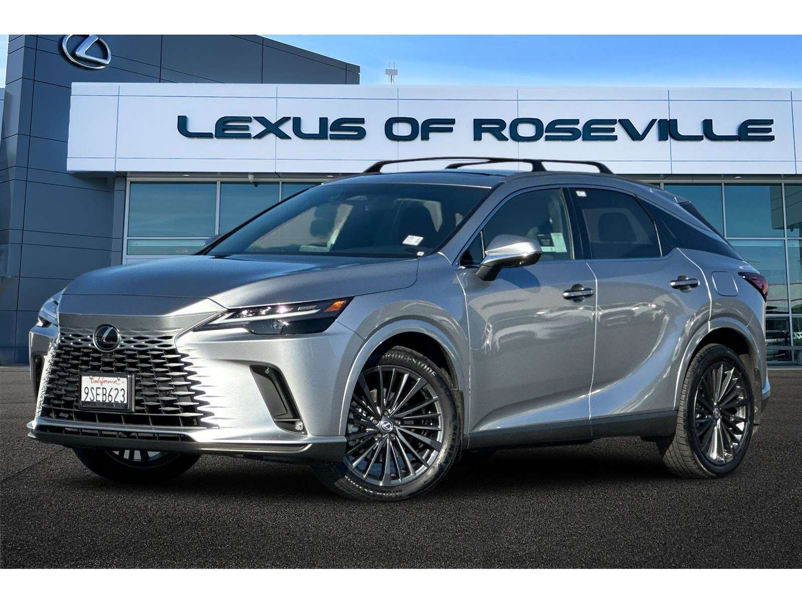 2025 Lexus RX Hybrid 350h's photo