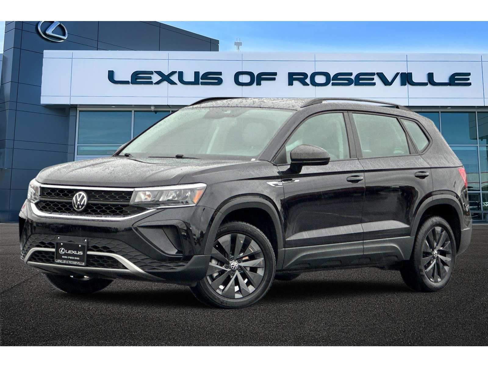 2024 Volkswagen Taos S's photo