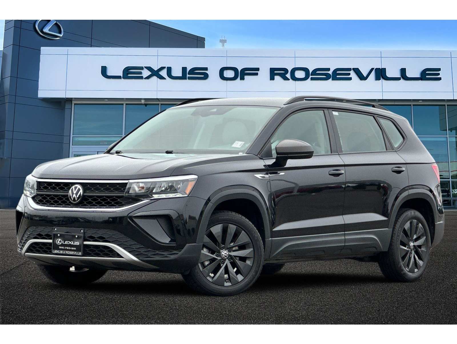 2024 Volkswagen Taos S's photo