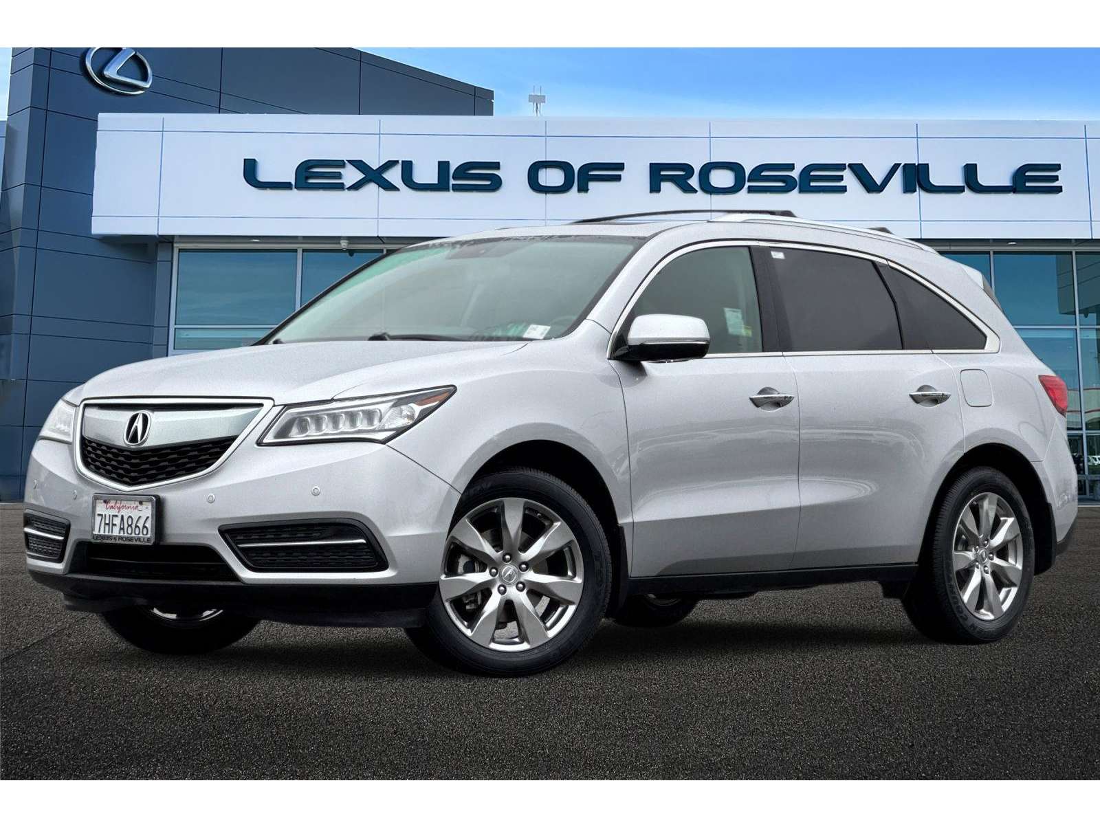2015 Acura MDX Advance and Entertainment Package's photo