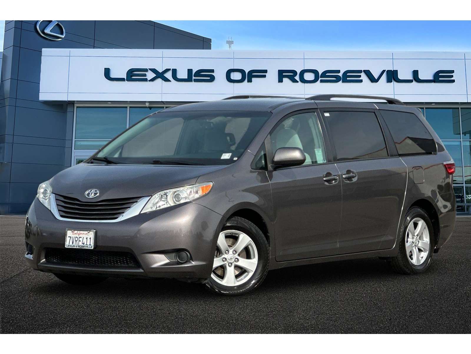 2017 Toyota Sienna LE