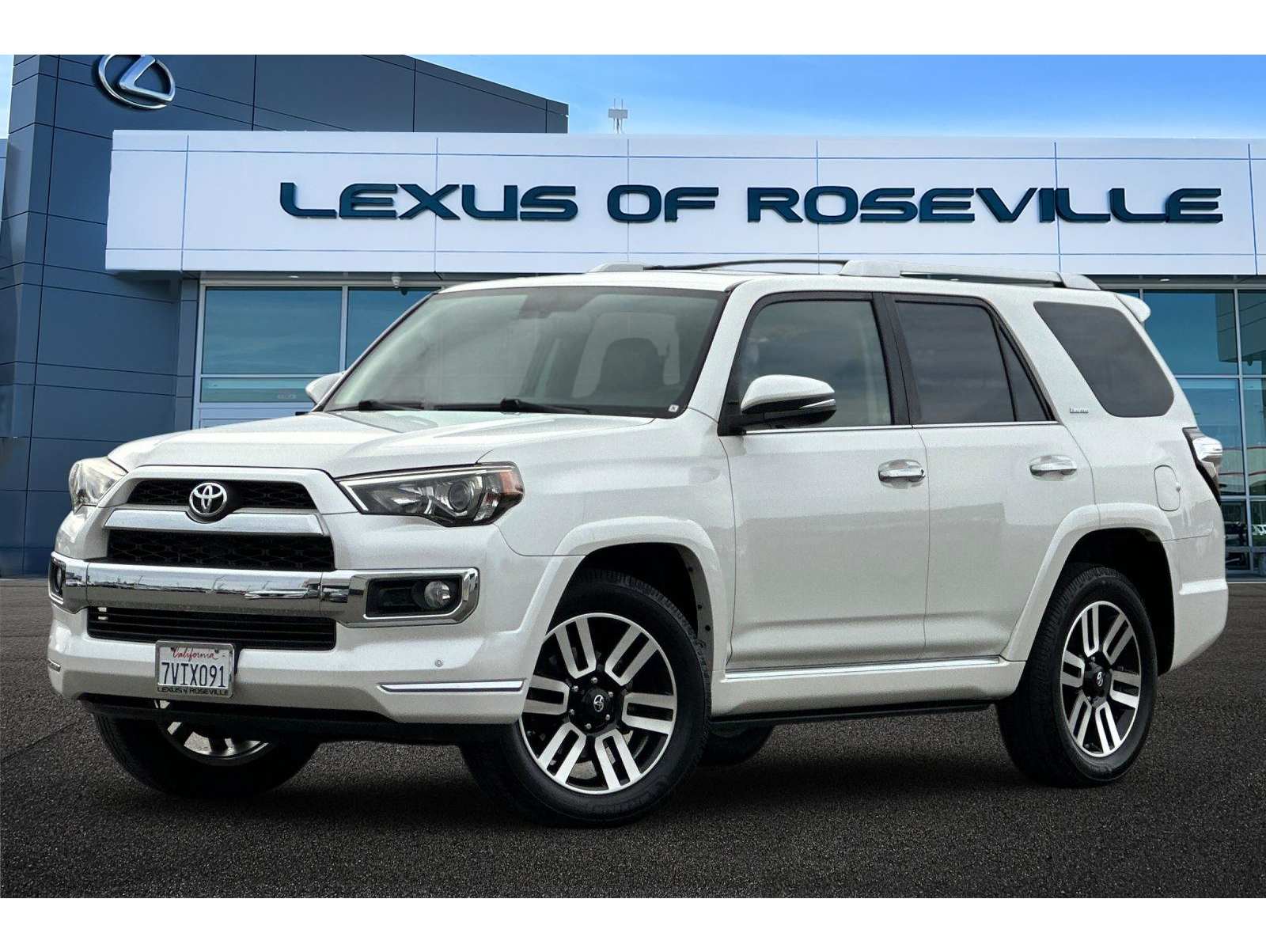 2016 Toyota 4Runner Limited's photo