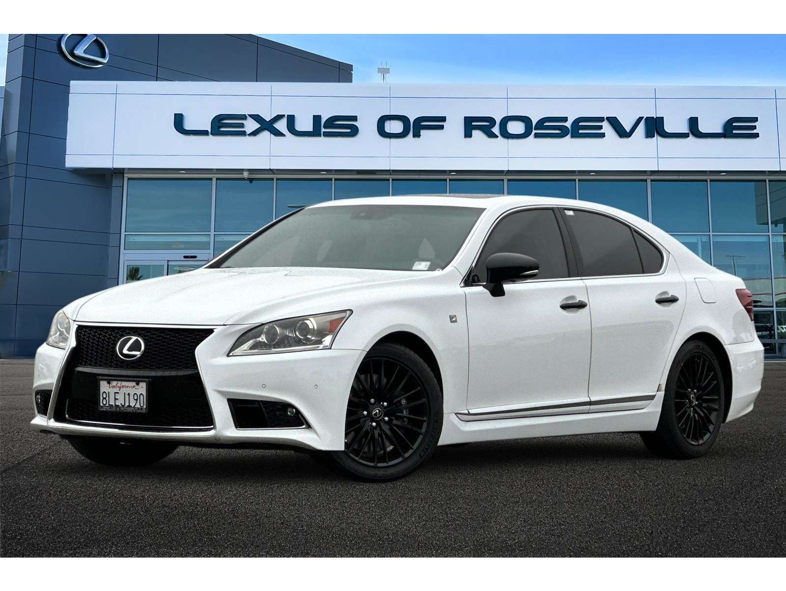2015 Lexus LS Crafted Line's photo