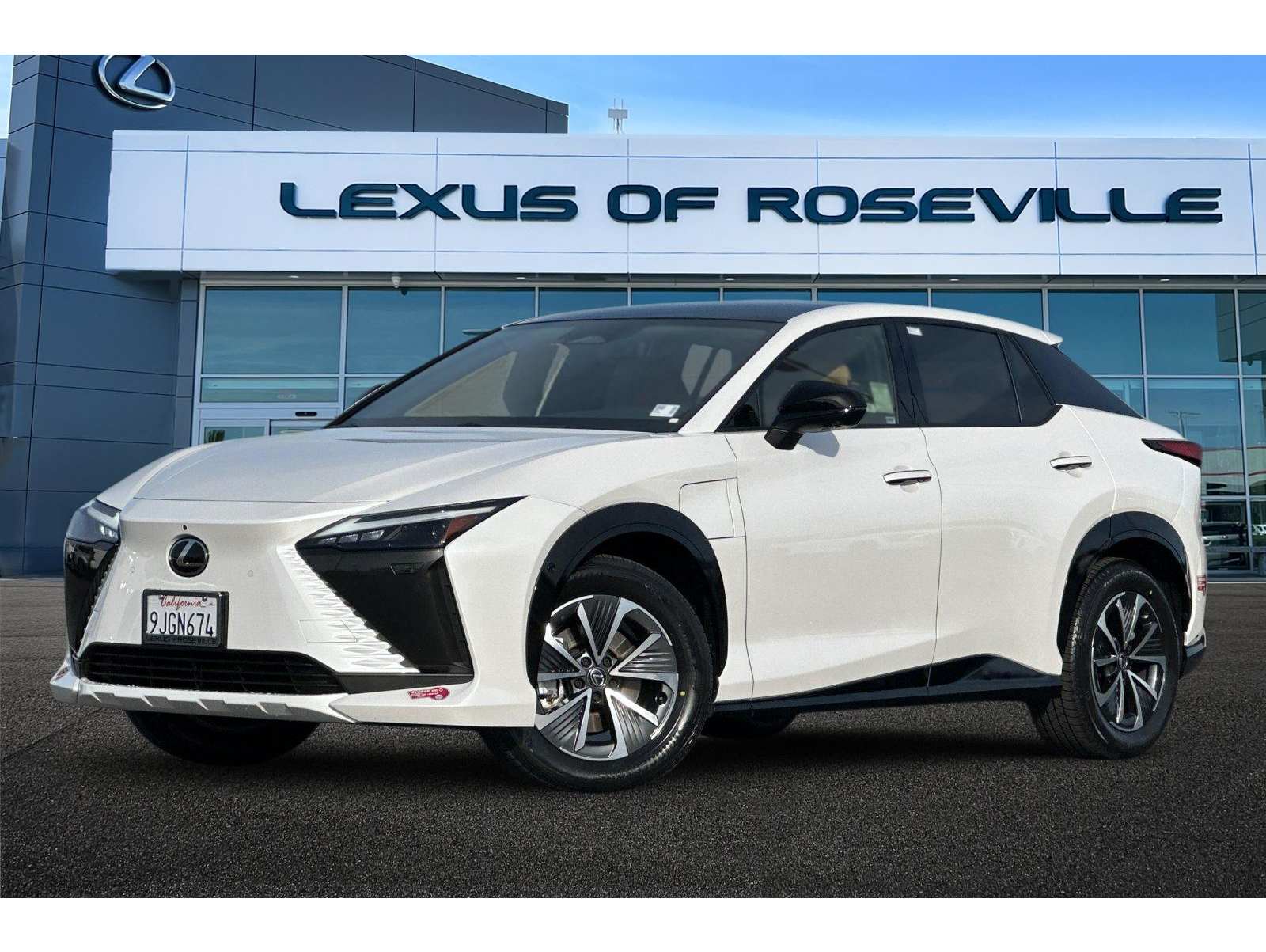 2023 Lexus RZ