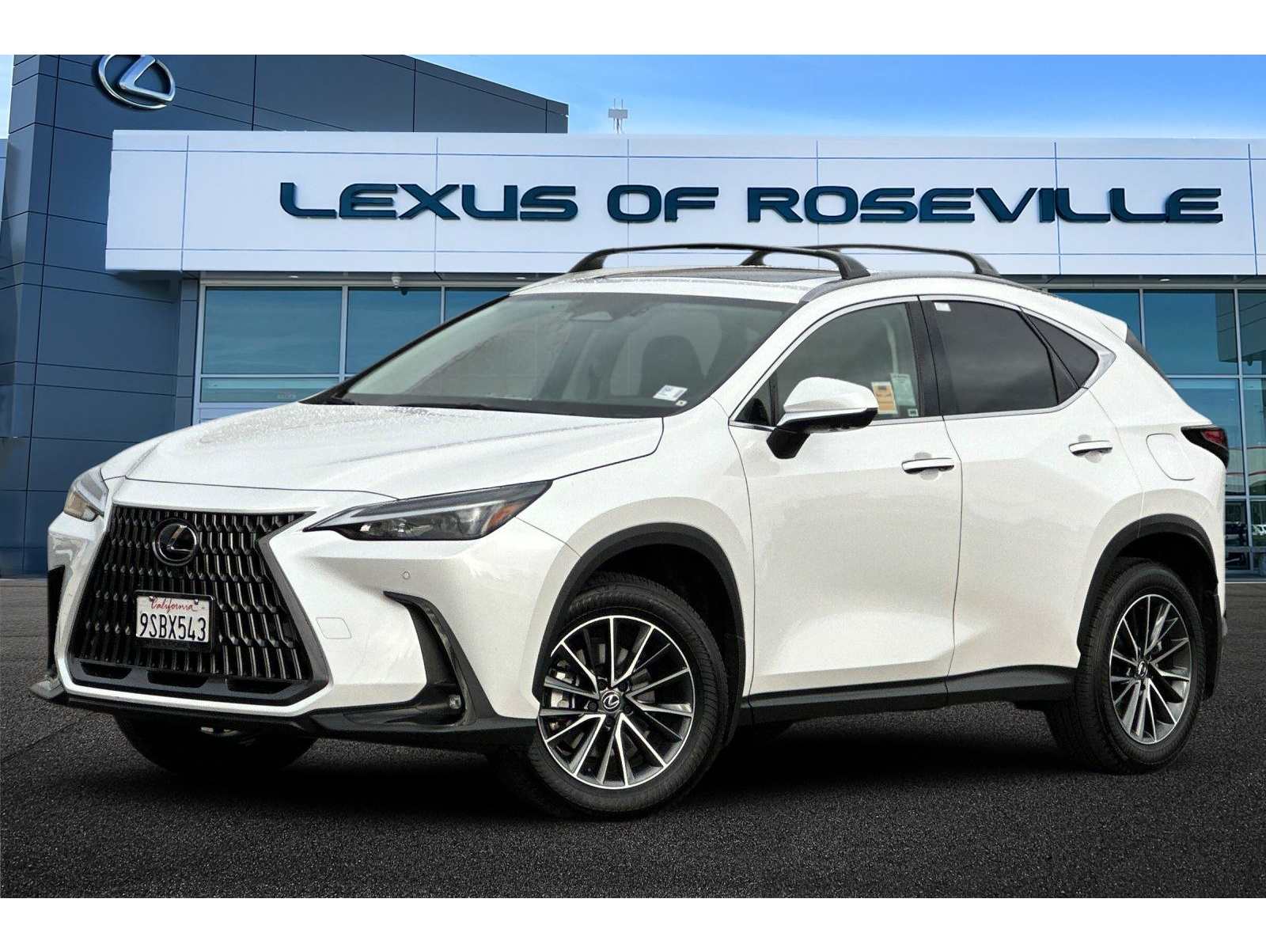 2025 Lexus NX Hybrid 350h's photo