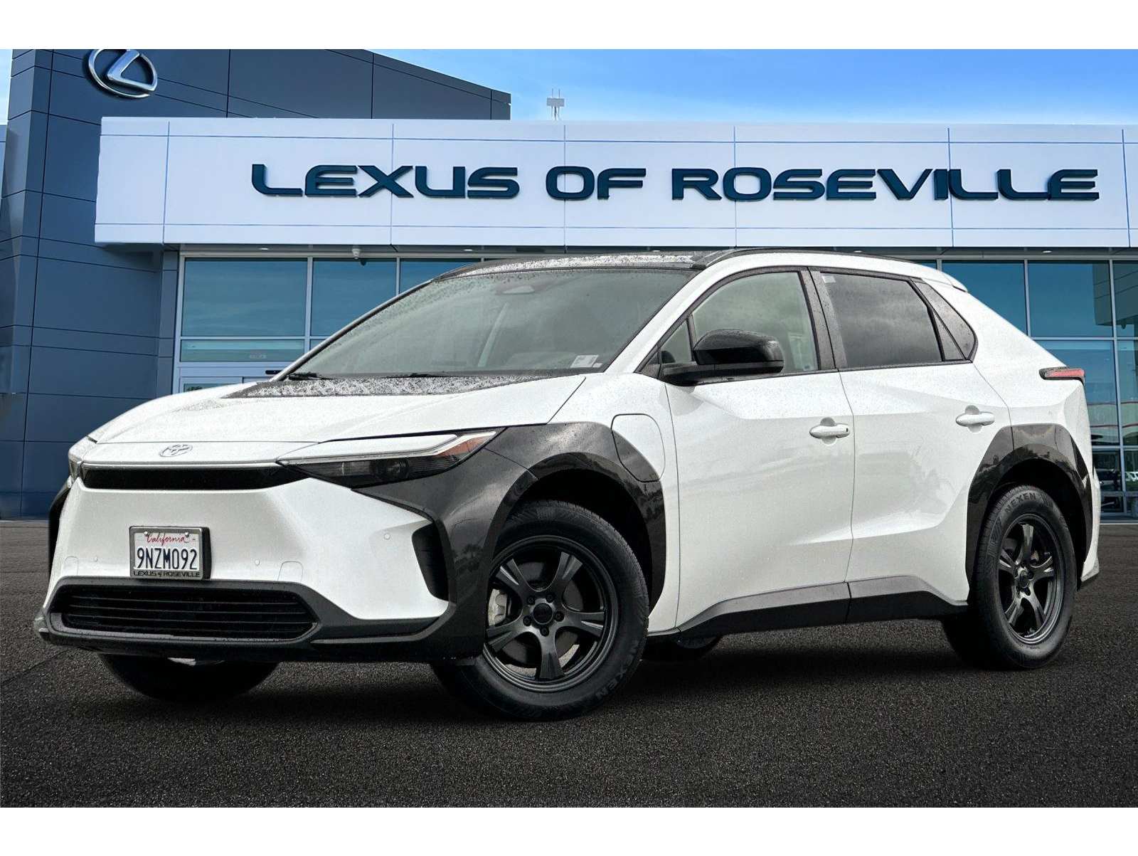 2023 Toyota bZ4X XLE