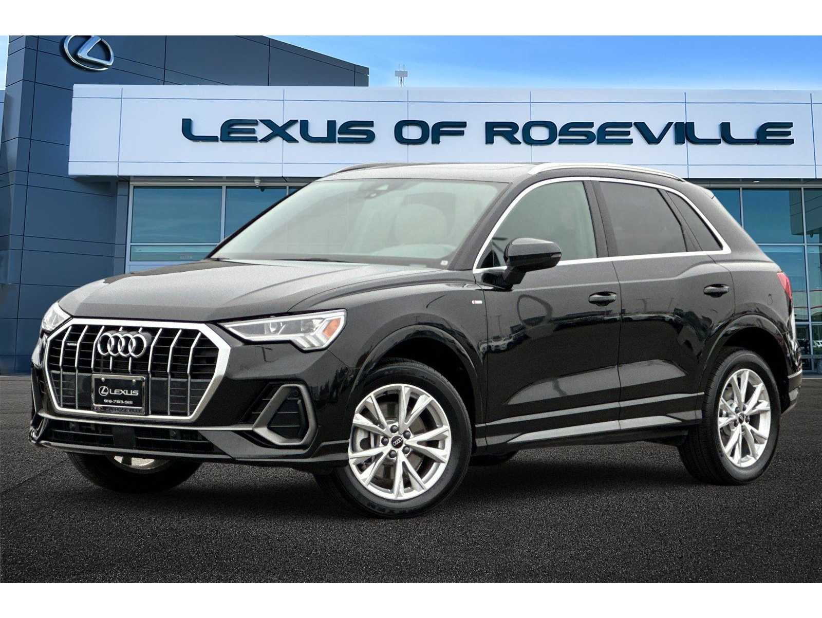 2023 Audi Q3 S Line Premium's photo