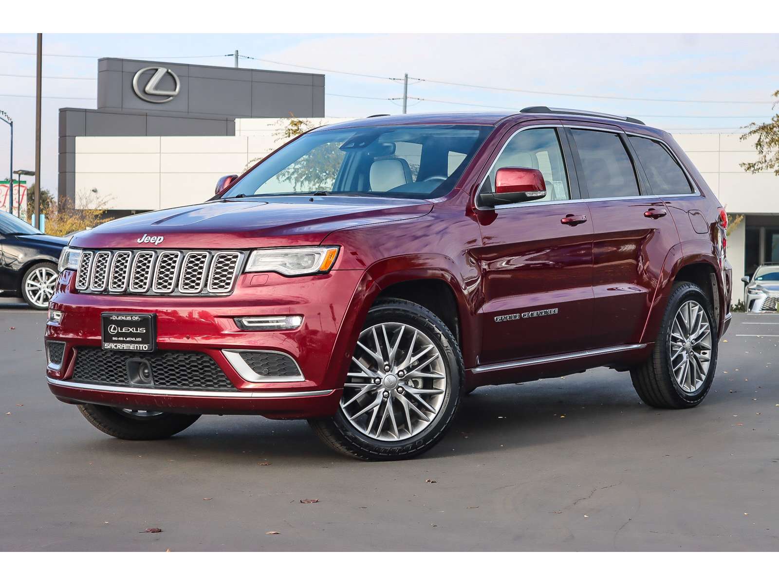 2017 Jeep Grand Cherokee Summit's photo