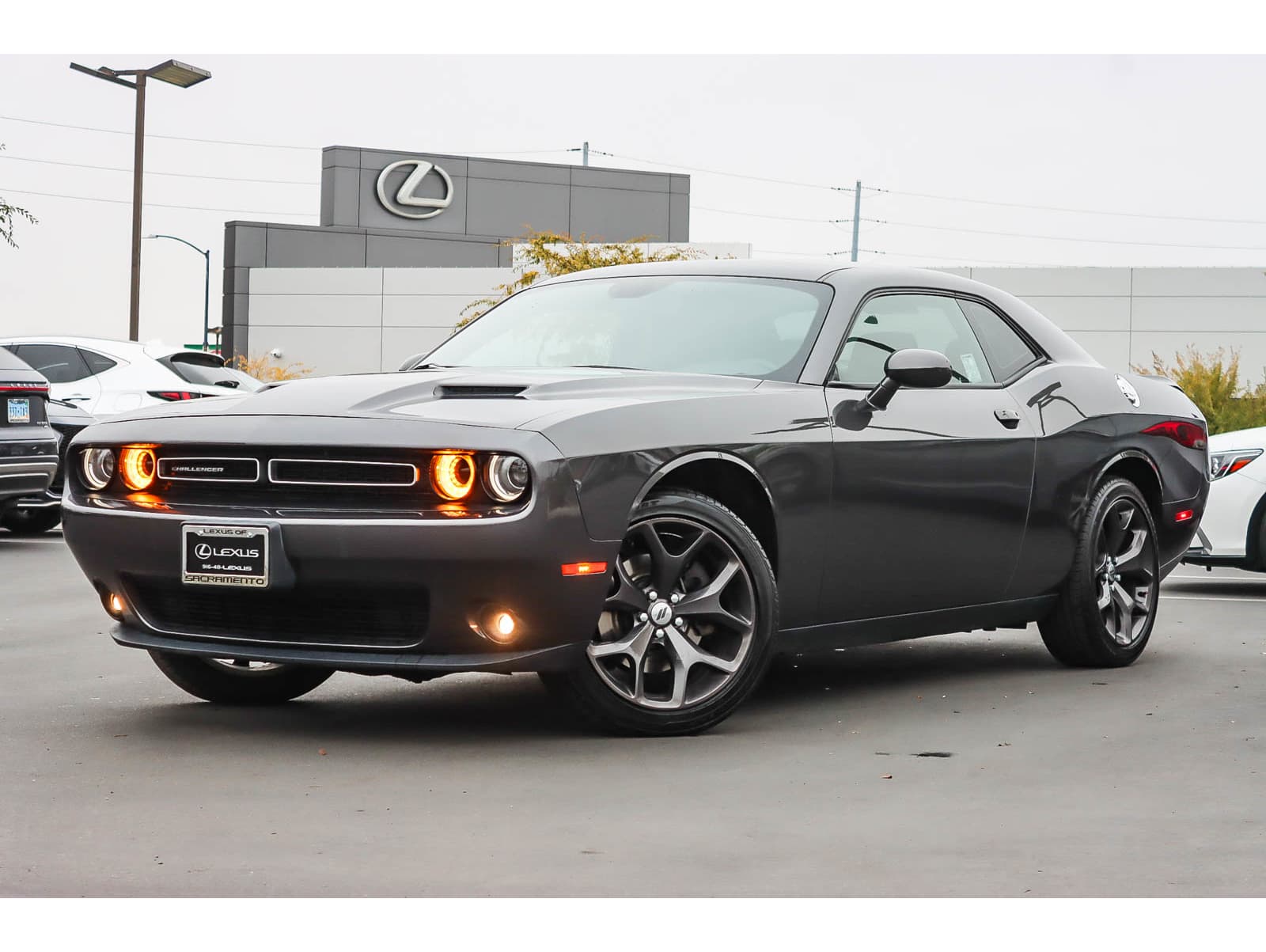 2018 Dodge Challenger SXT Plus's photo