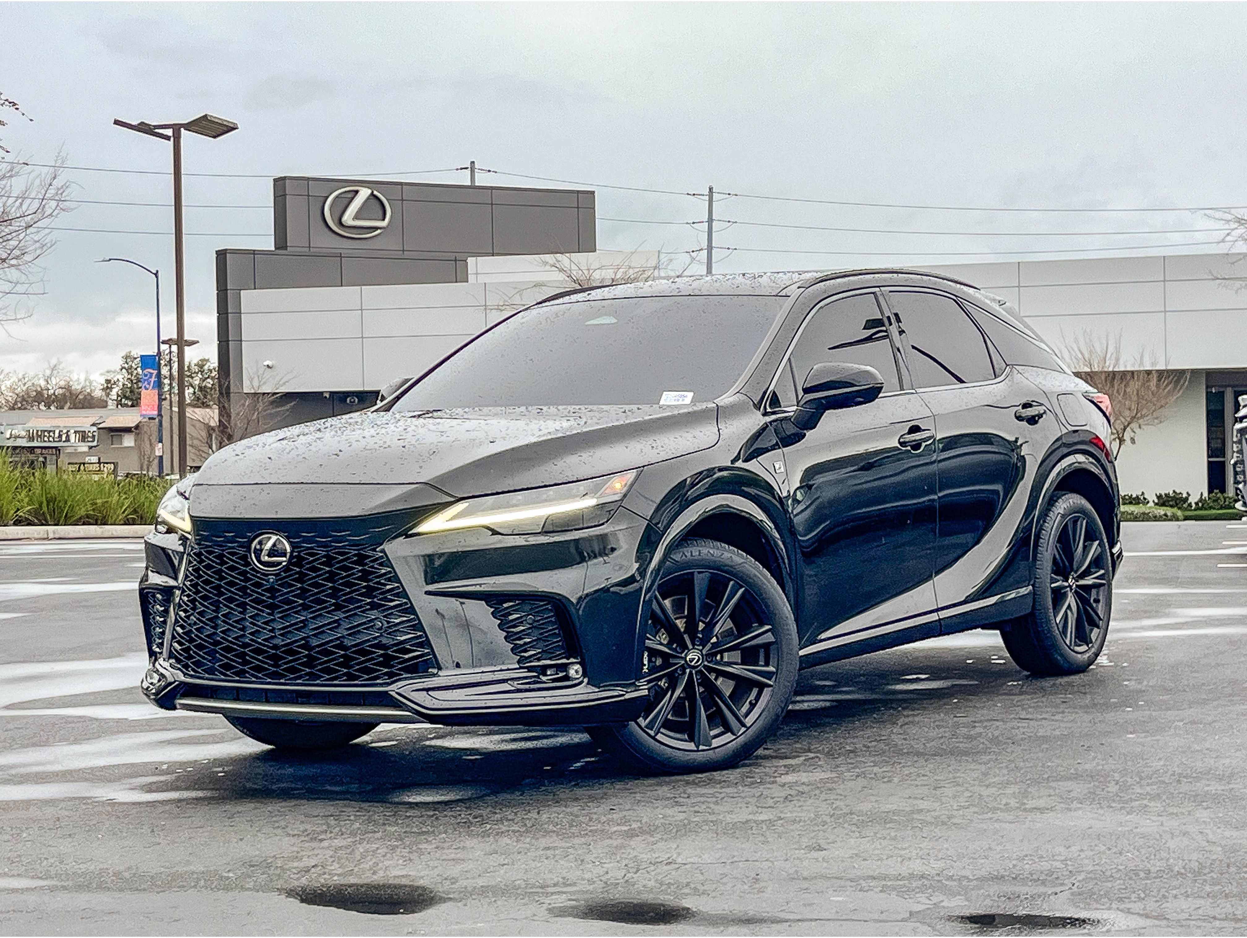 2023 Lexus RX Hybrid 500h