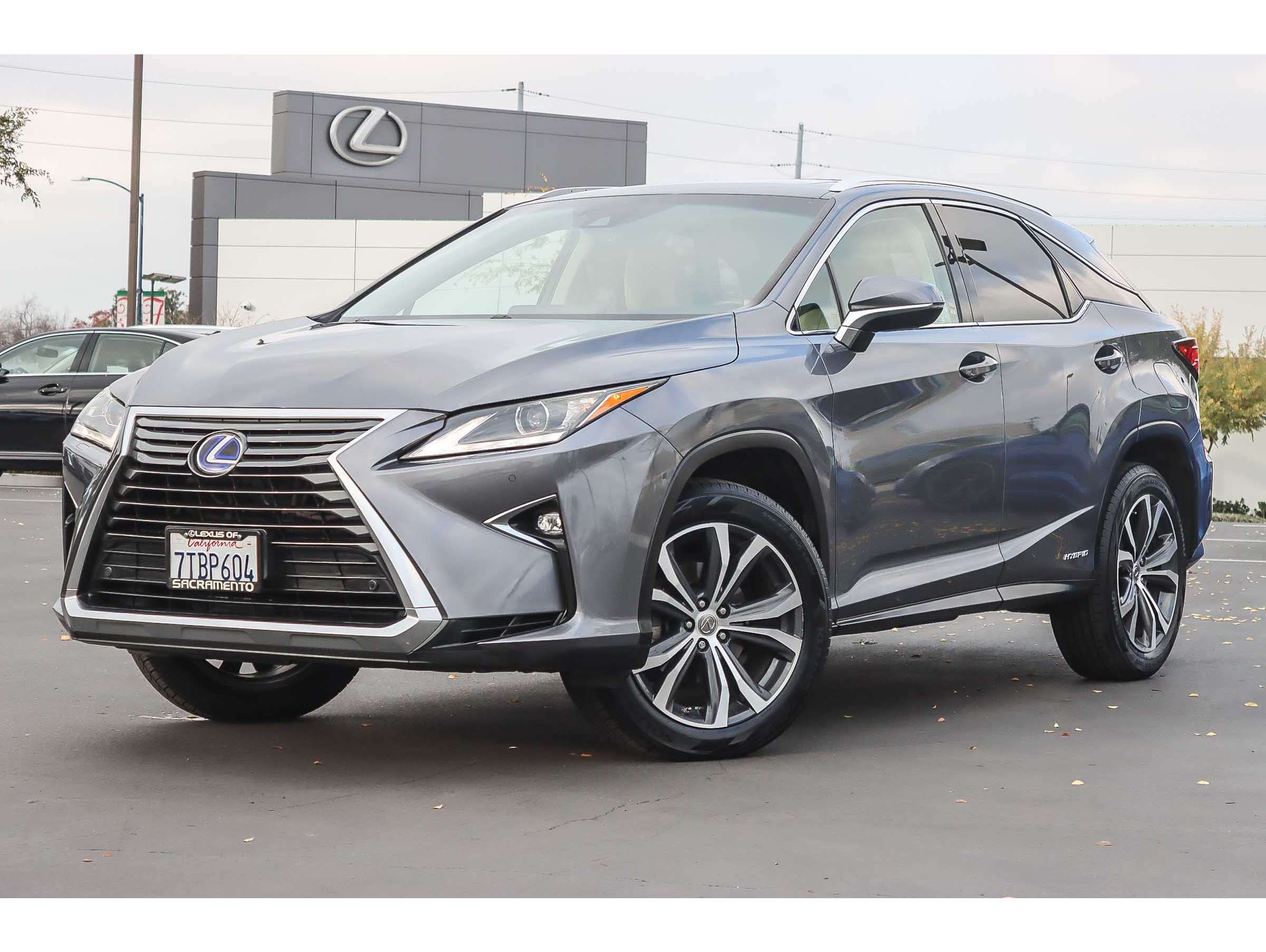 2016 Lexus RX 450h's photo