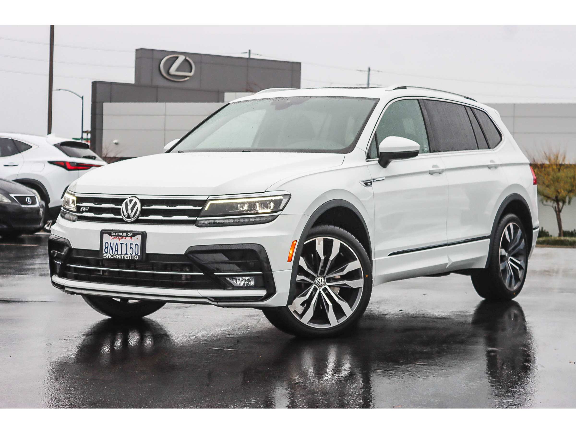 2019 Volkswagen Tiguan SEL Premium's photo