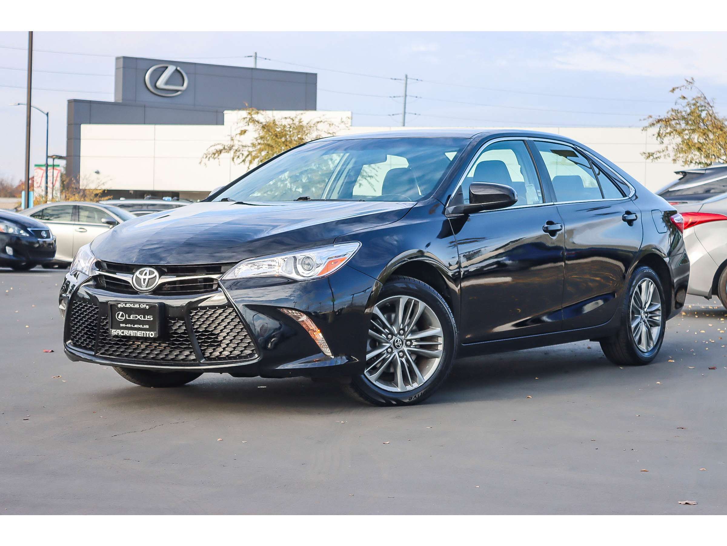 2017 Toyota Camry SE