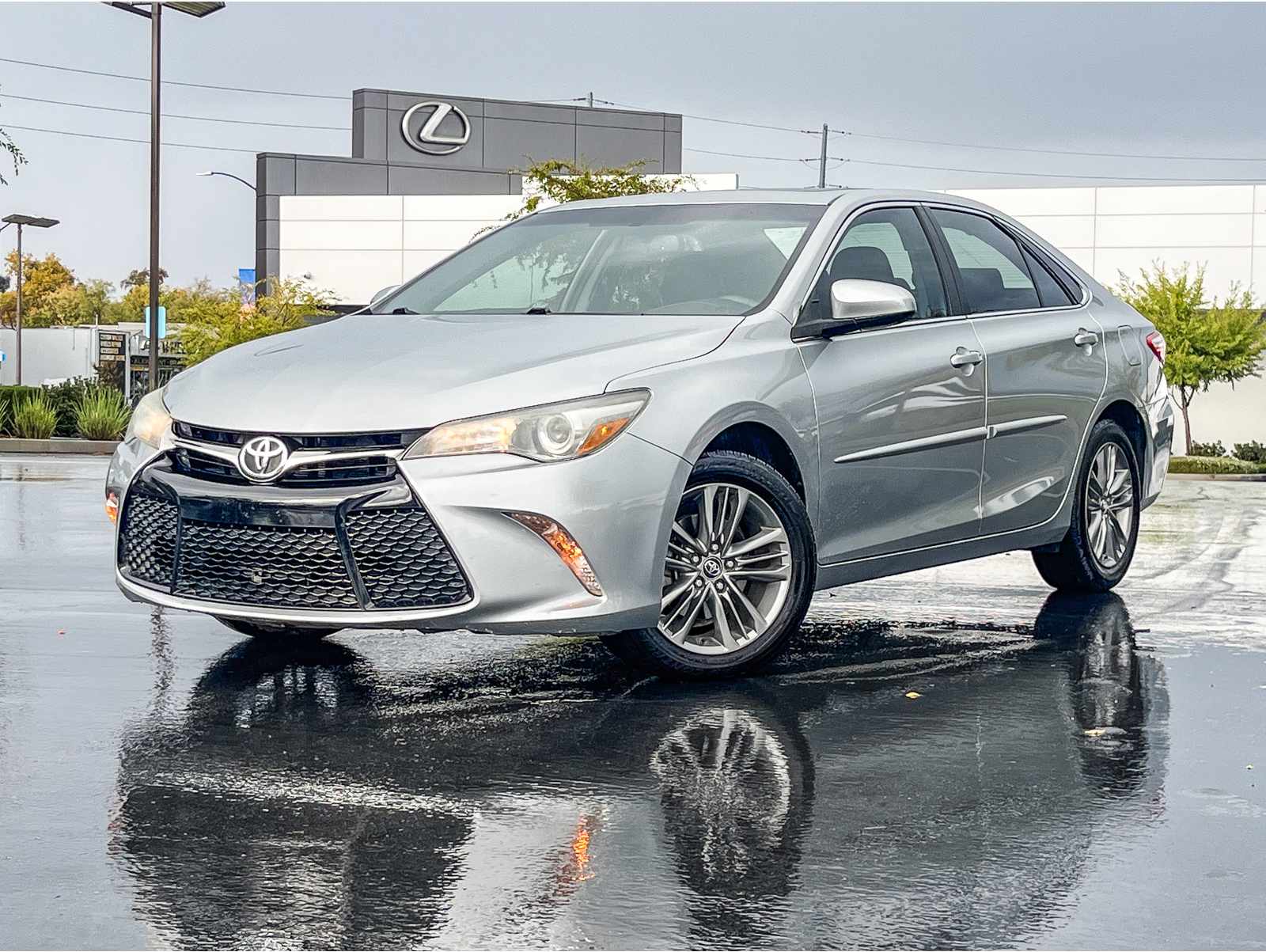 2017 Toyota Camry SE