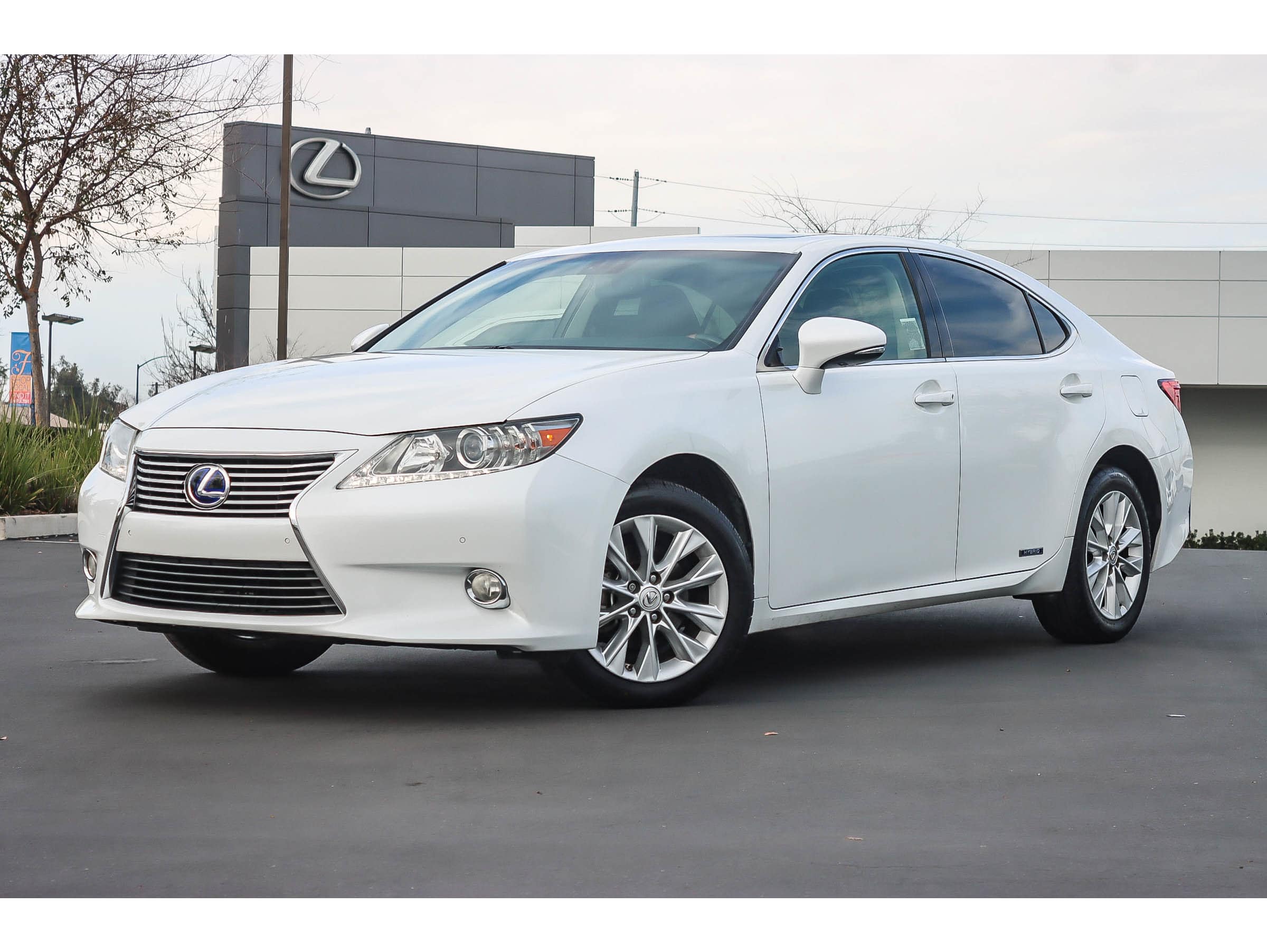 2013 Lexus ES 300h