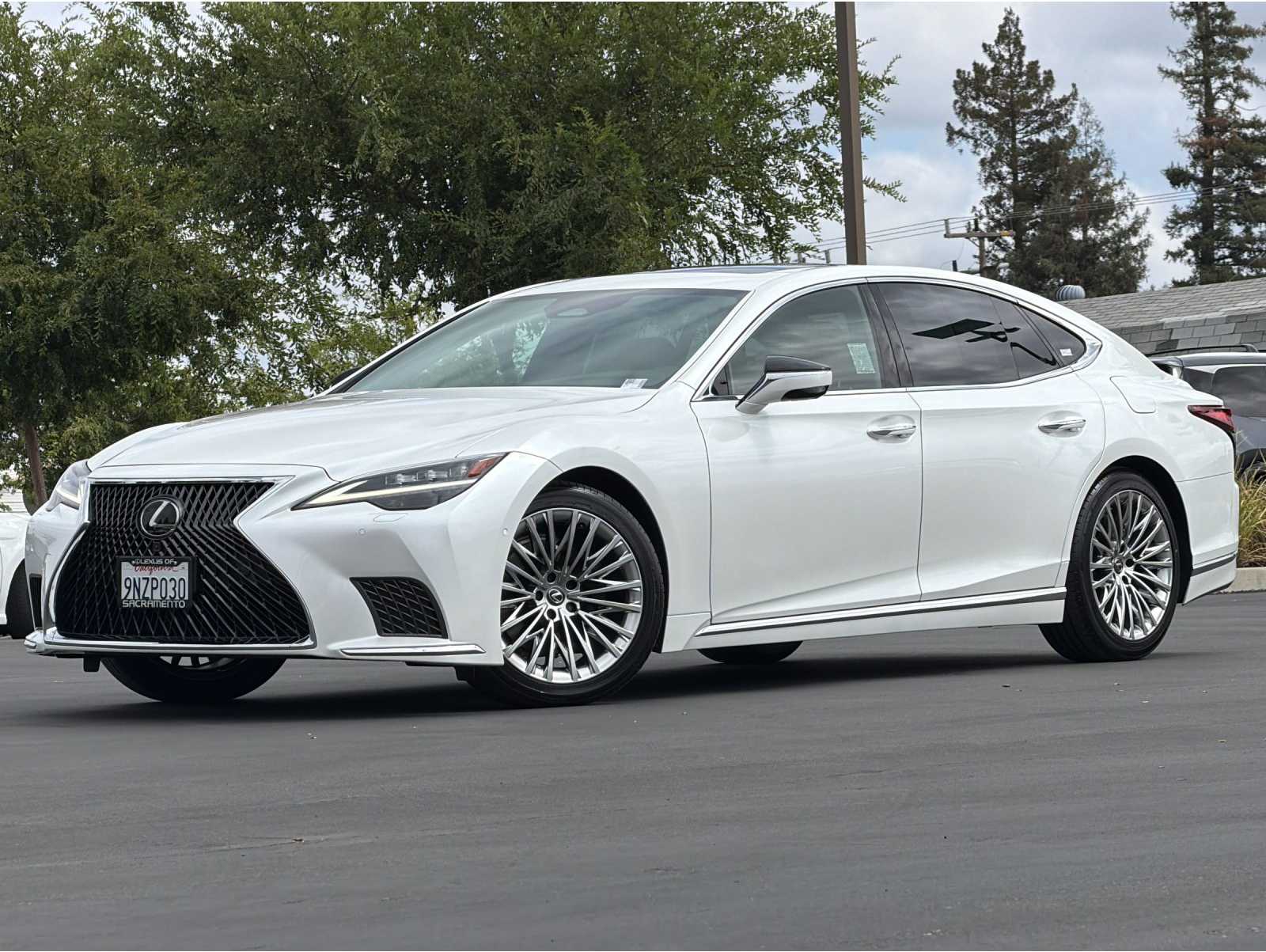 2024 Lexus LS