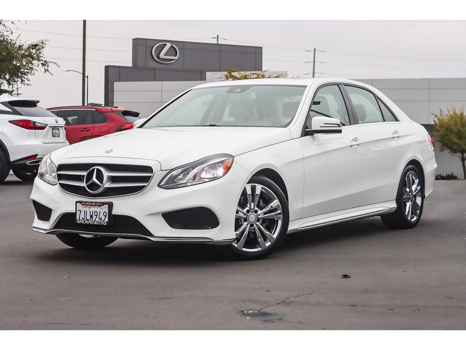 2014 Mercedes-Benz E-Class's photo