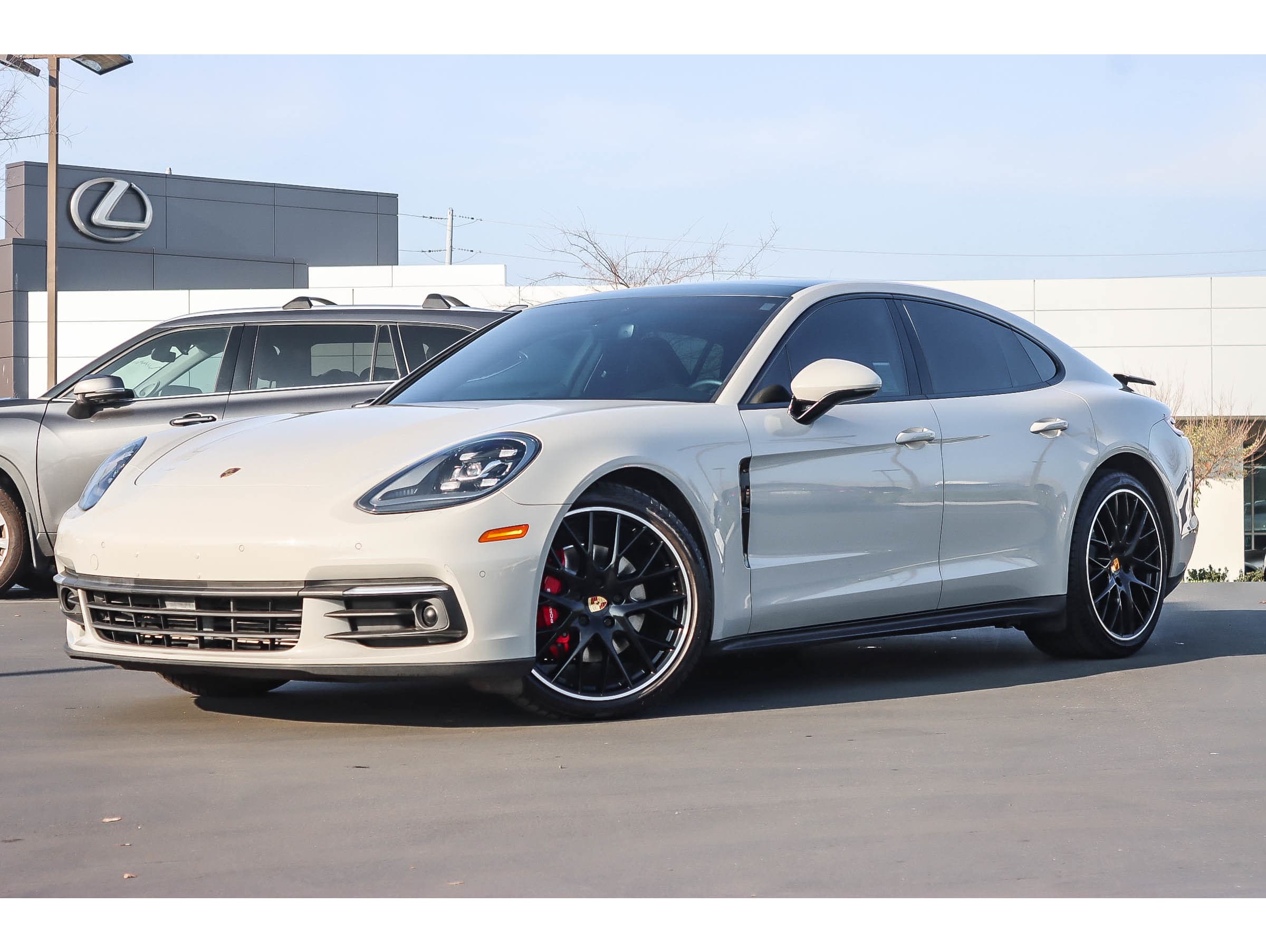 2018 Porsche Panamera Base
