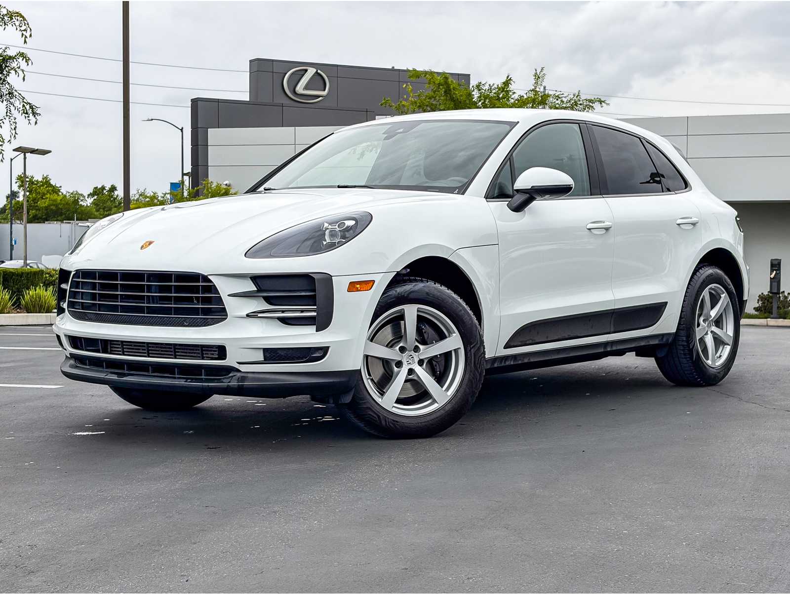2019 Porsche Macan Base