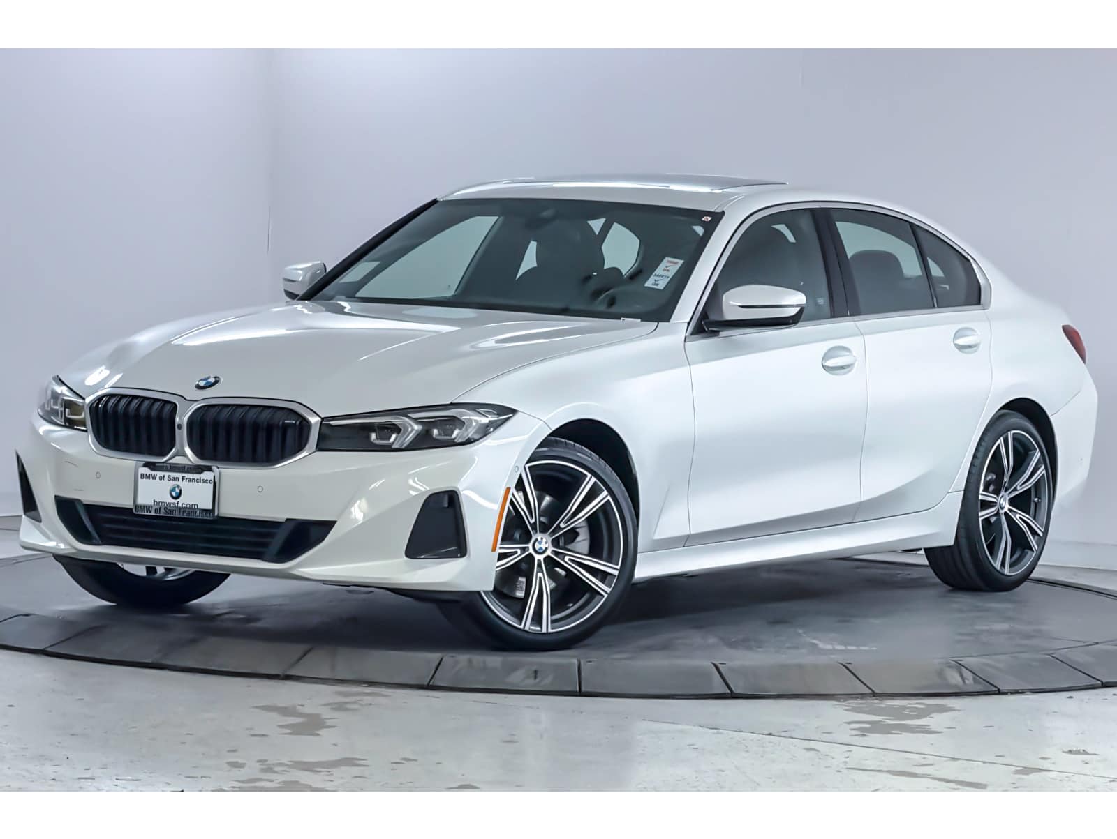 2024 BMW 3 Series 330i
