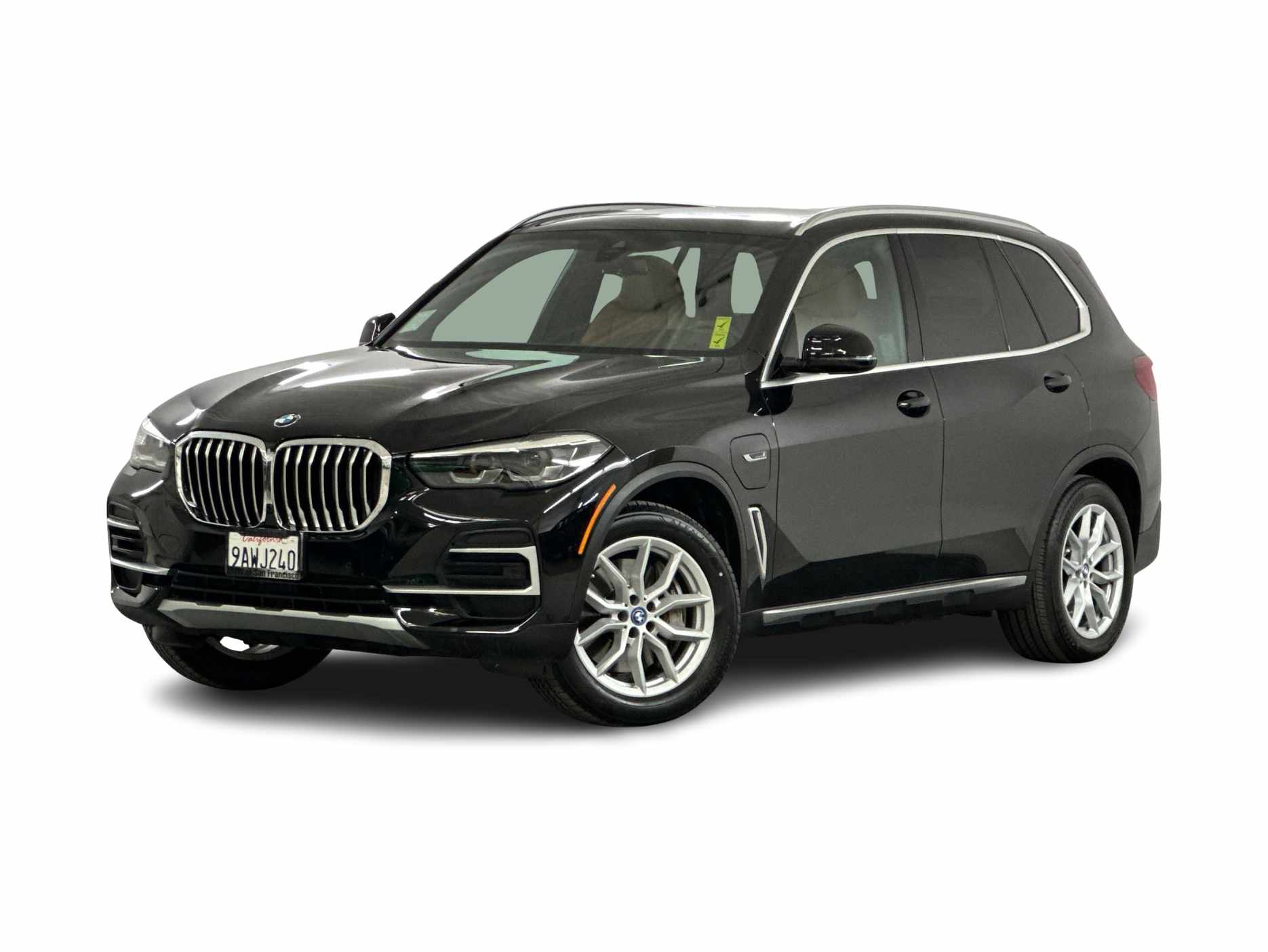 2022 BMW X5 xDrive45e Hero Image