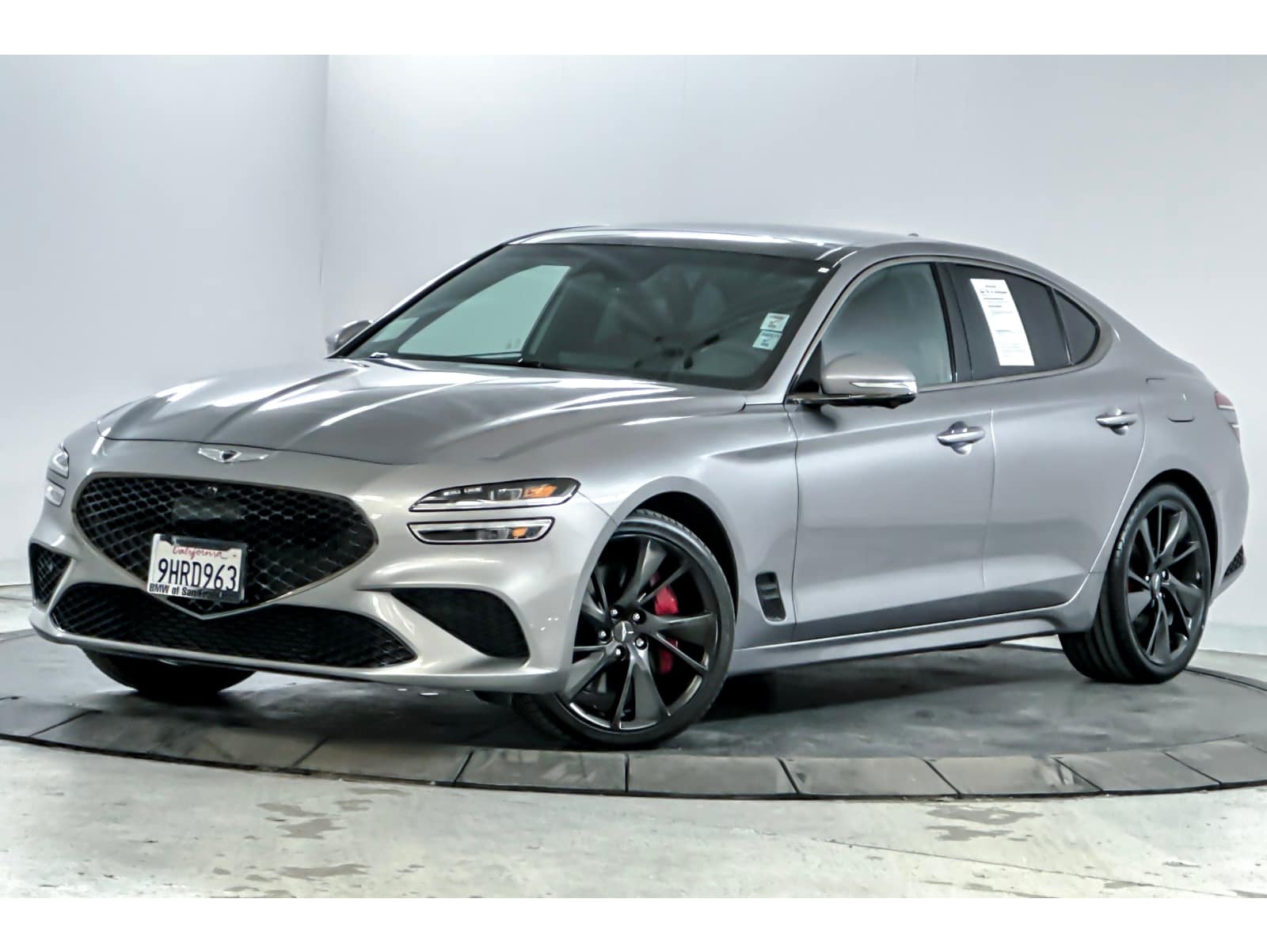 2023 GENESIS G70 Standard's photo