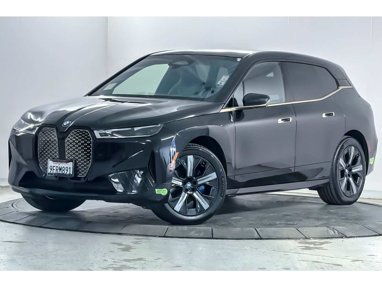 2023 BMW iX Base