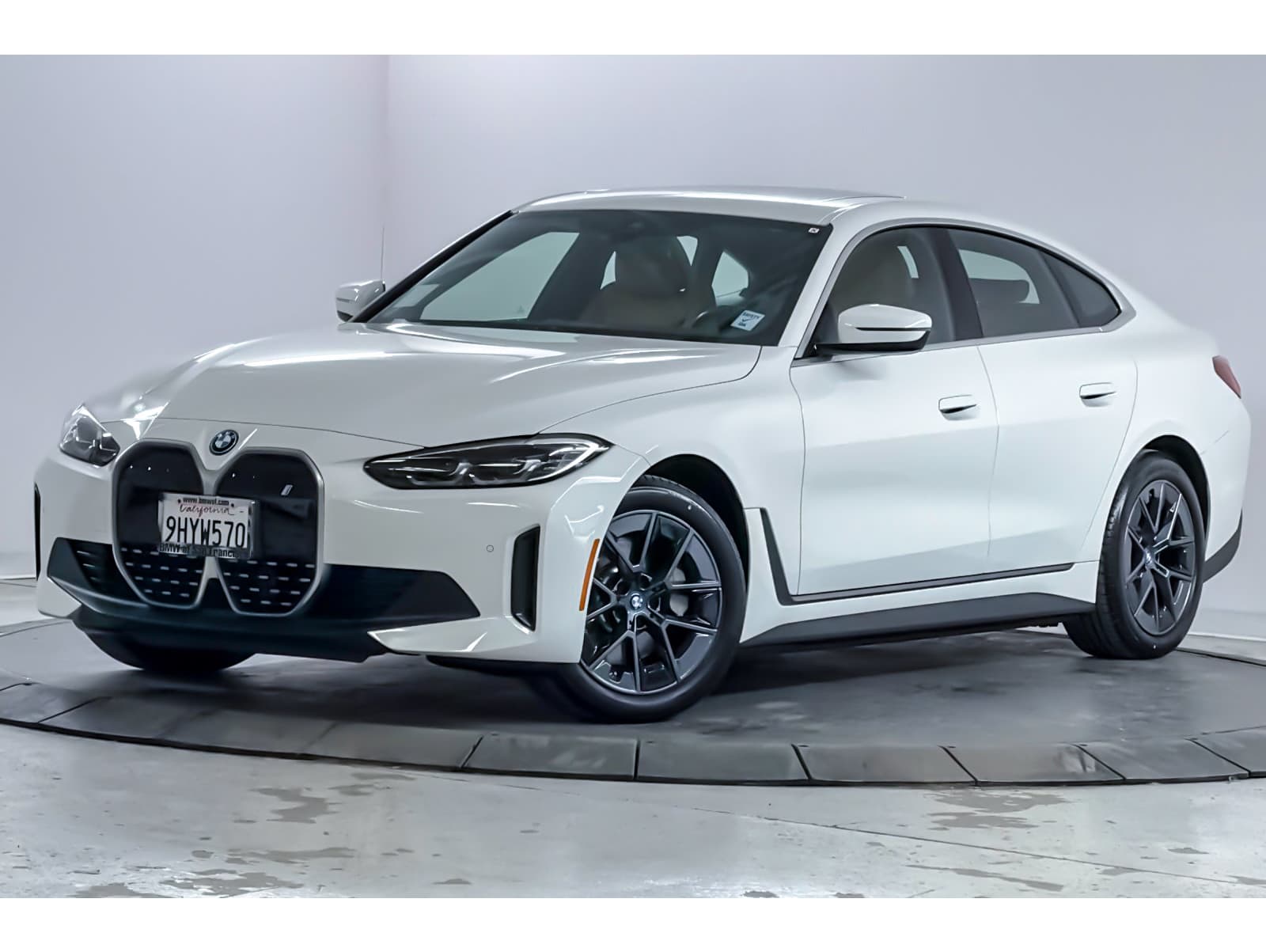 2024 BMW i4